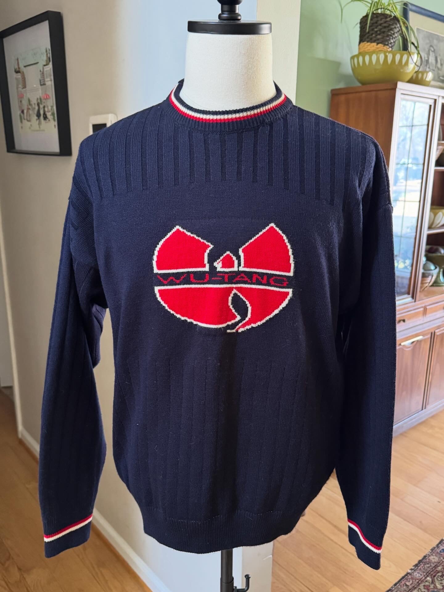 90's Wu-Tang Embroidered Sweater (XL)