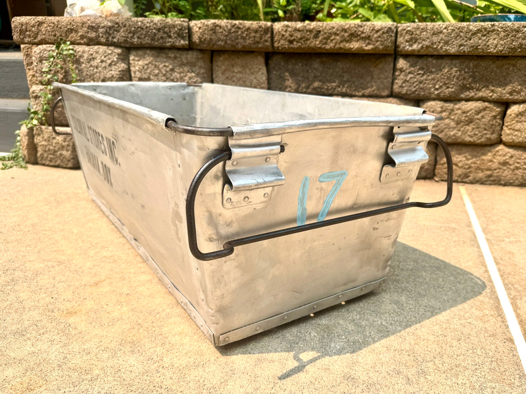 Vtg Large Metal Colonial Stores Inc. Banana Box ~ Industrial Fruit Crate