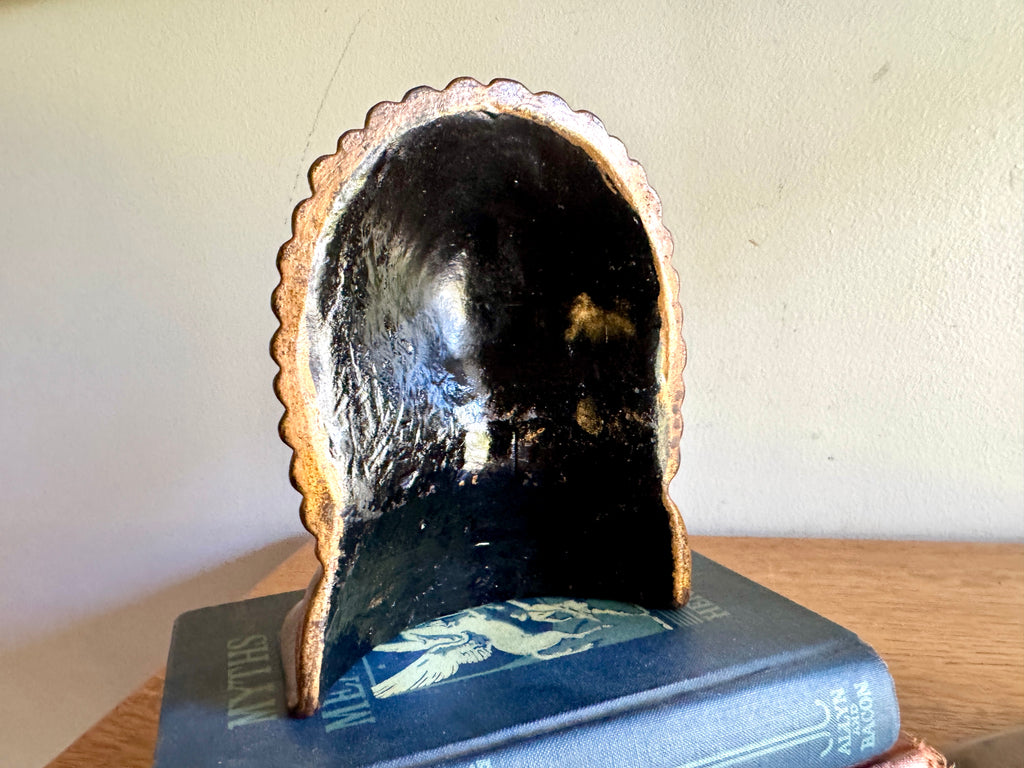 Vtg cast iron Indian Chief bookends - 1930's Native American Indian bookshelf display