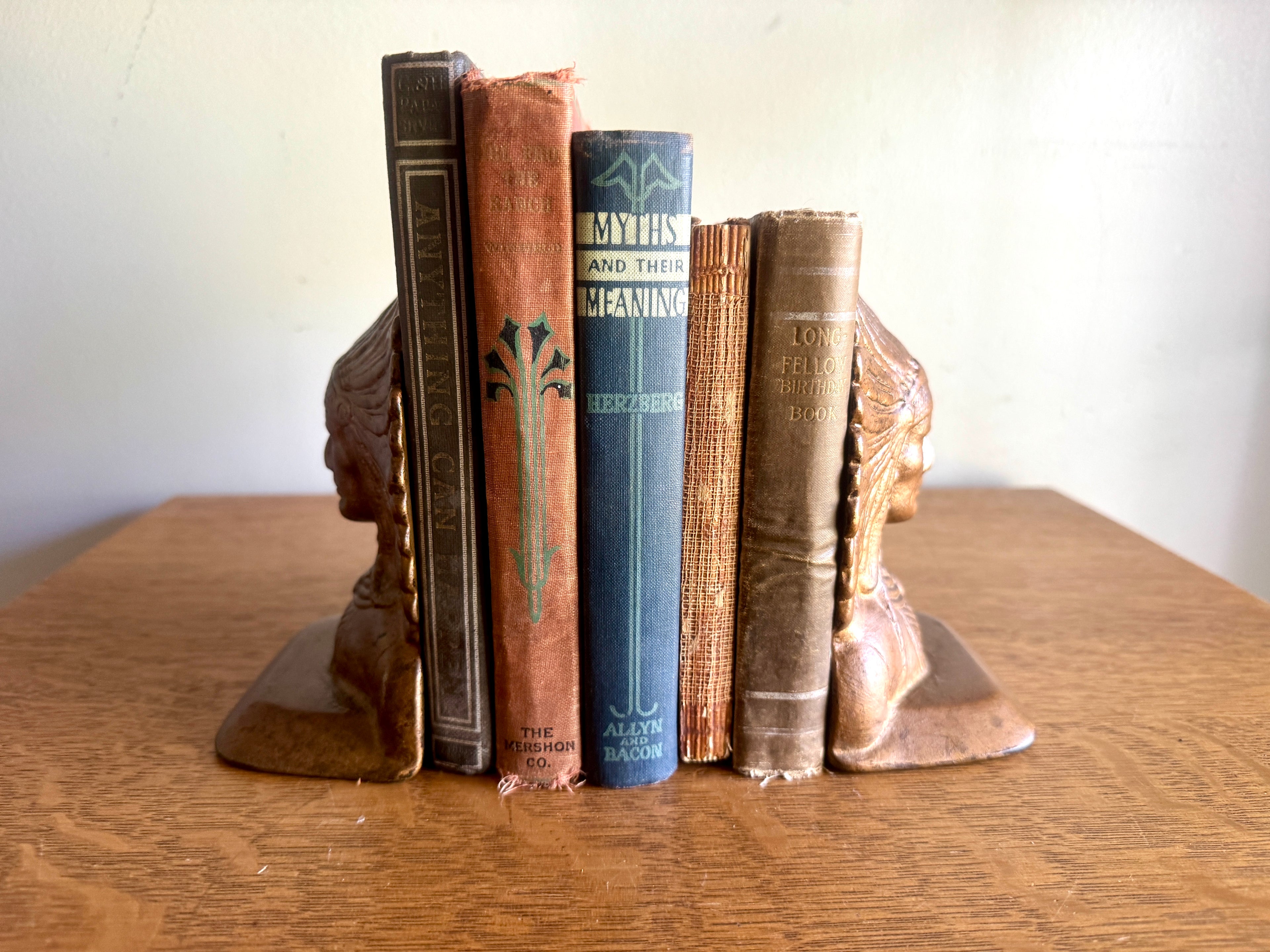 Vtg cast iron Indian Chief bookends - 1930's Native American Indian bookshelf display