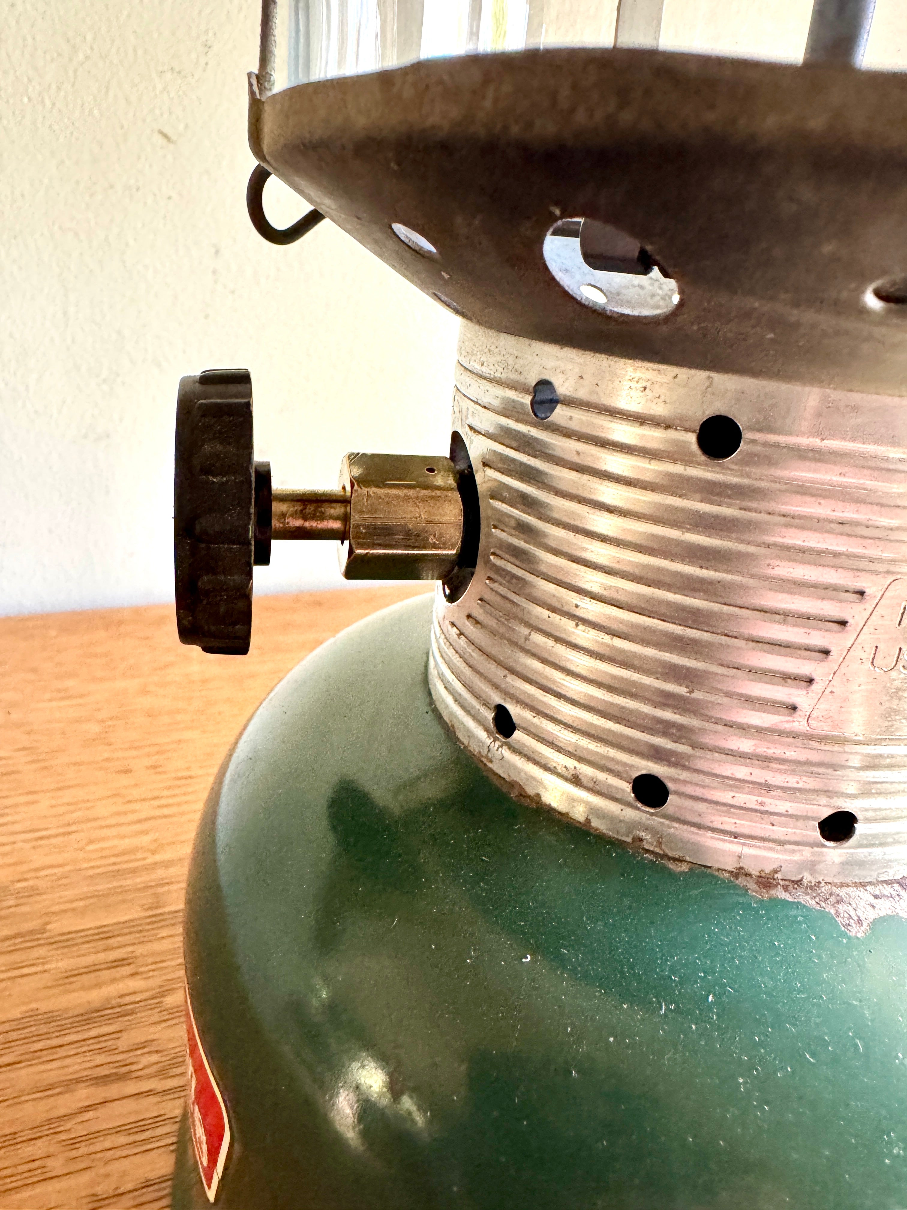 Vtg Coleman Model 228F Lantern| Coleman 1970 Big Hat Lantern | Model 228F Dual Mantle Coleman Lantern