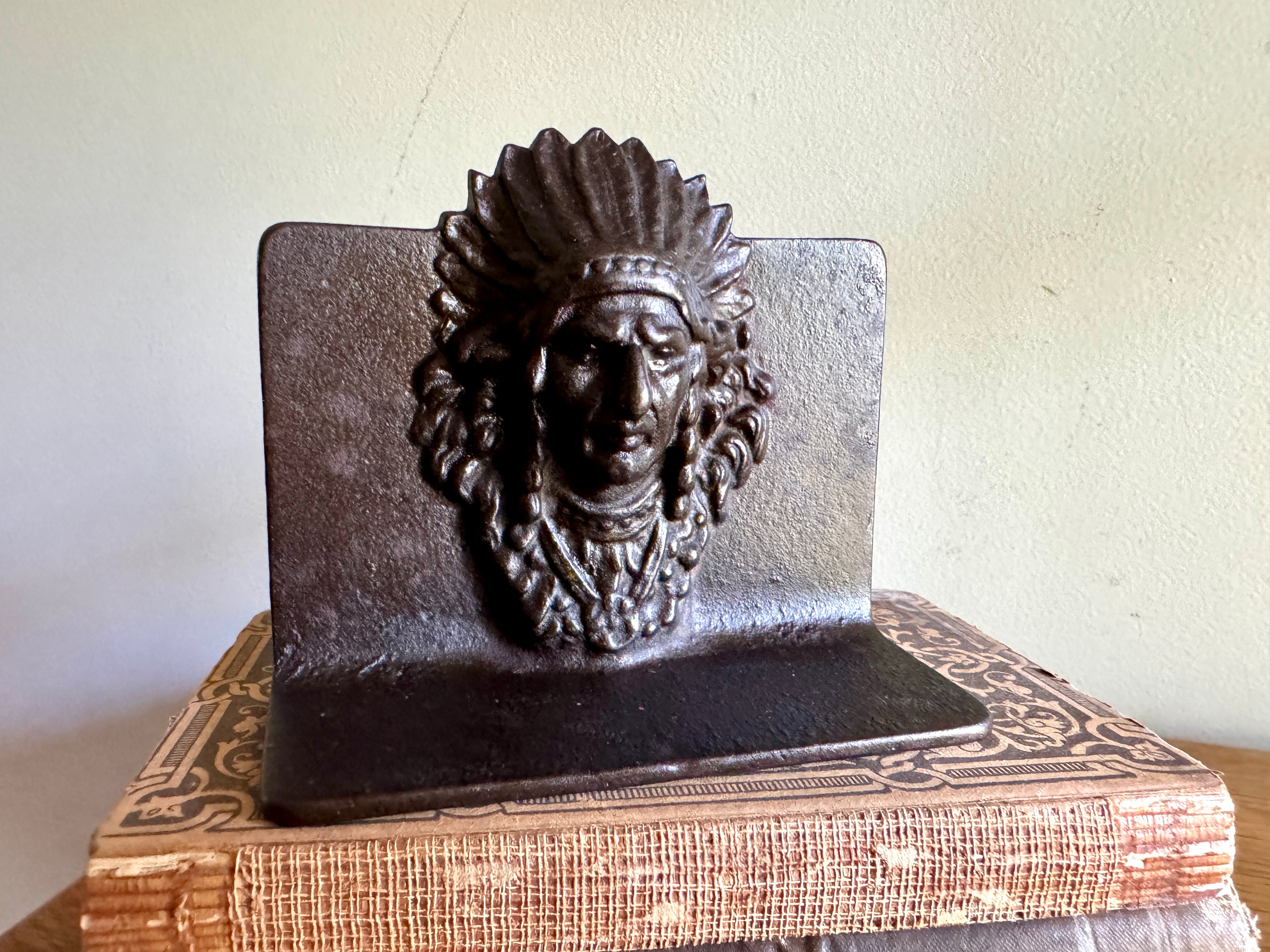 Antique American Indian Chief Head Native American Cast Iron Bookends