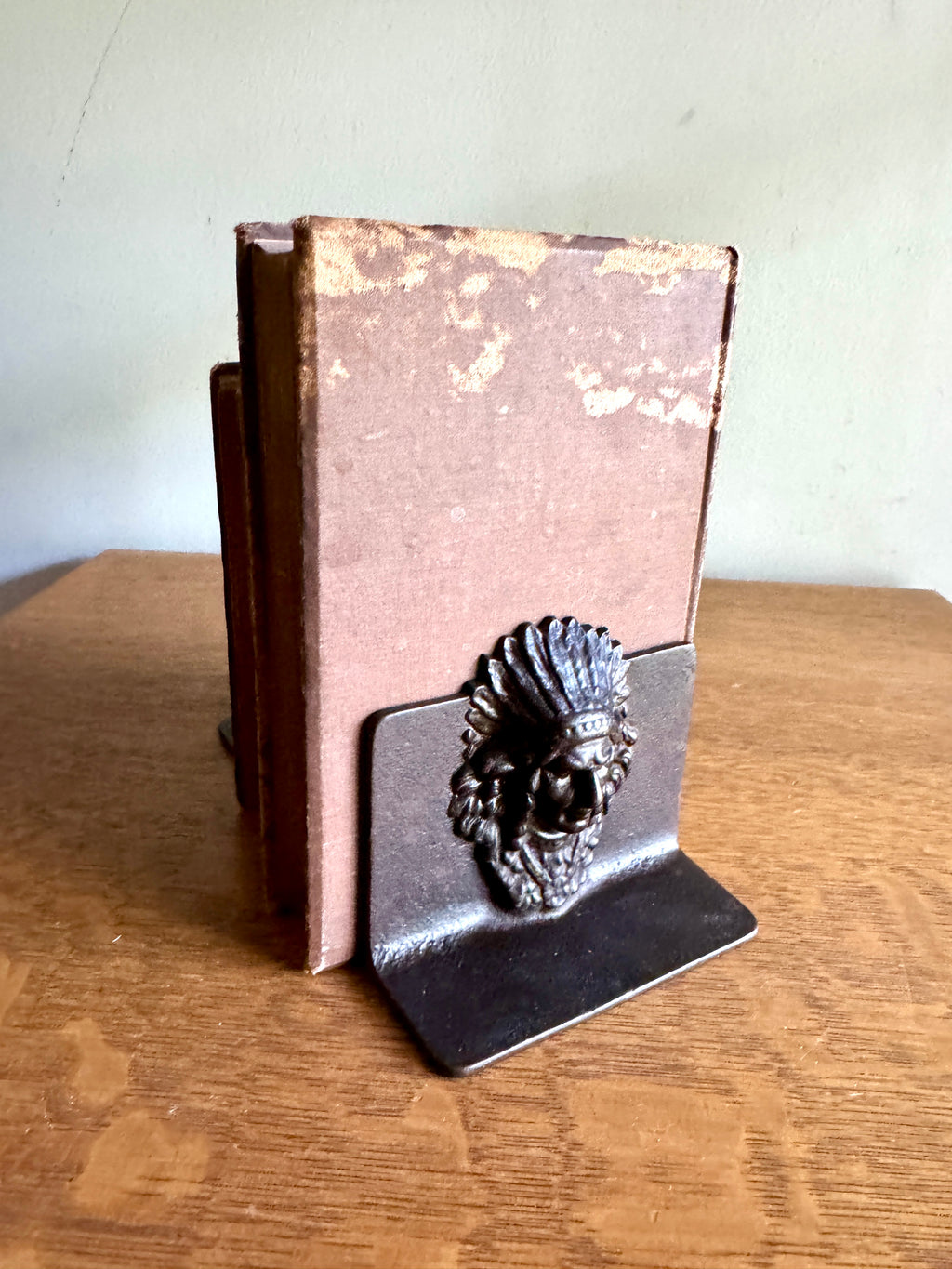 Antique American Indian Chief Head Native American Cast Iron Bookends