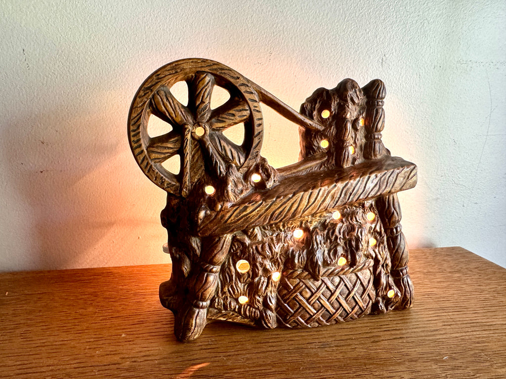 Vtg Ceramic Spinning Wheel TV Lamp ~ Spinning Wheel Television Set Lamp