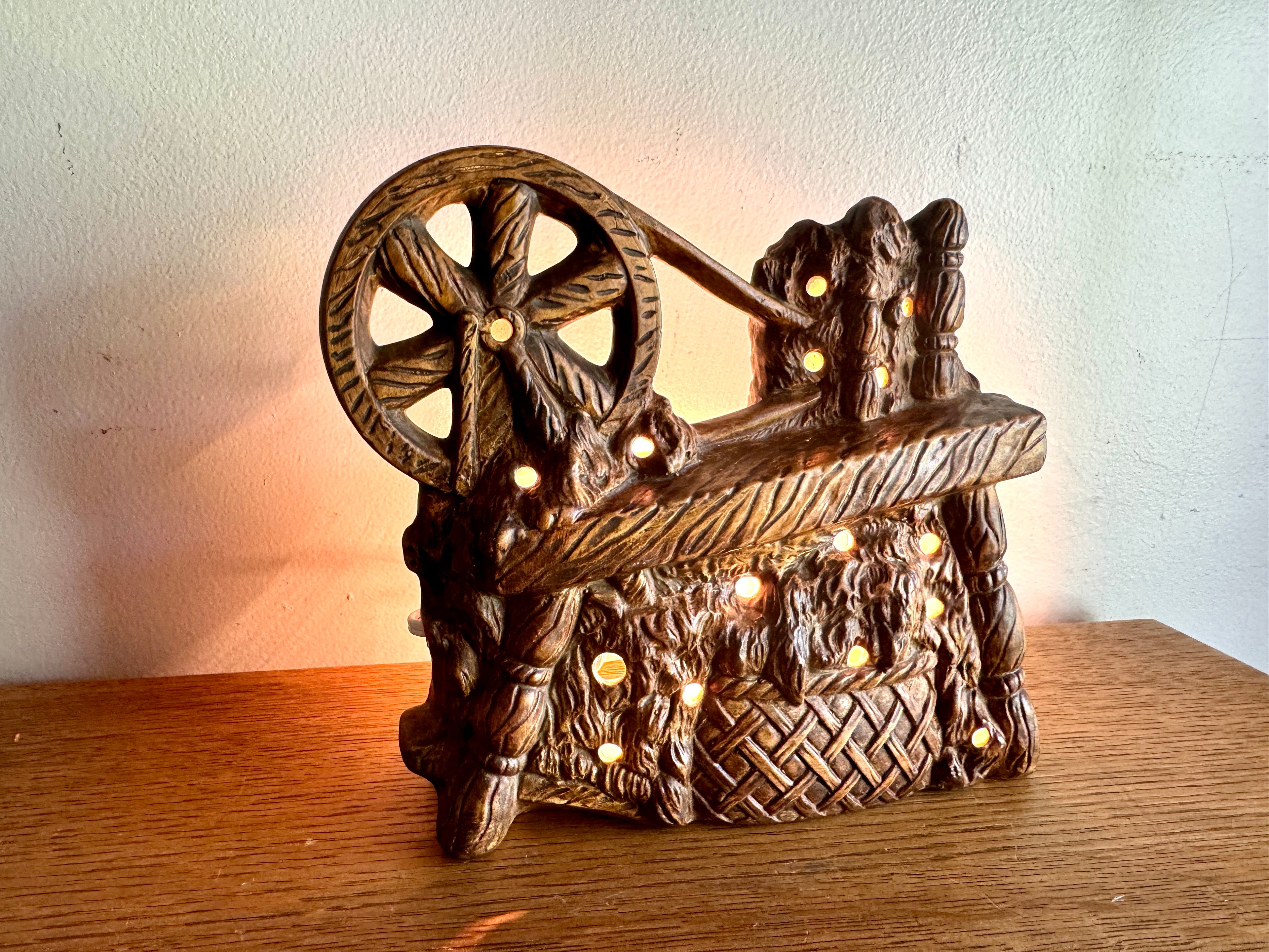 Vtg Ceramic Spinning Wheel TV Lamp ~ Spinning Wheel Television Set Lamp