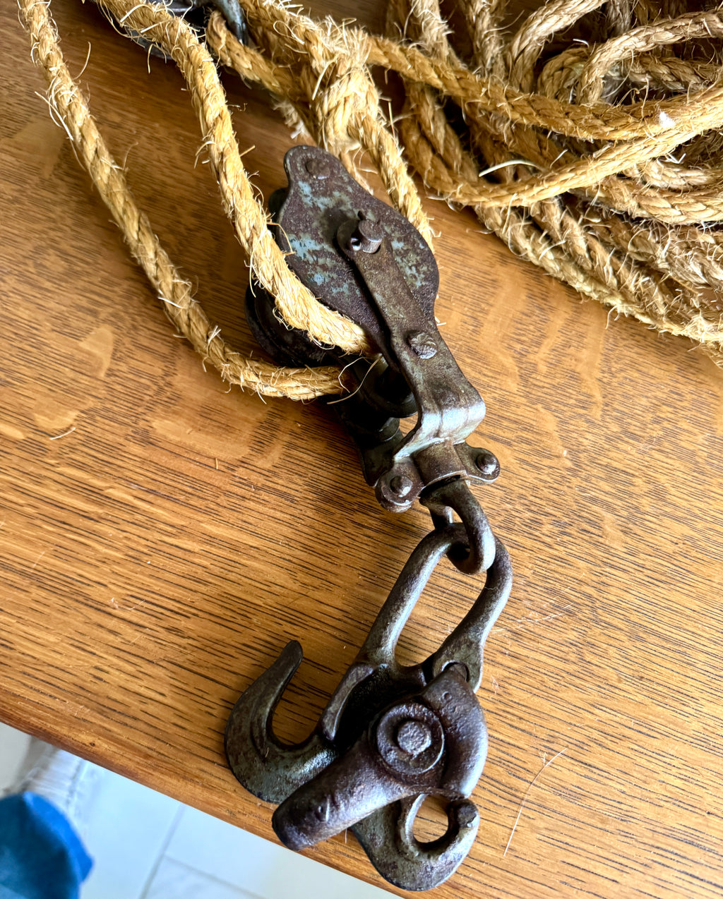 Antique Block & Tackle Cast Iron Double Pulley w/ Fence Stretcher Hook With Rope