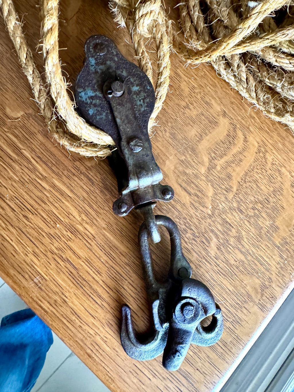 Antique Block & Tackle Cast Iron Double Pulley w/ Fence Stretcher Hook With Rope