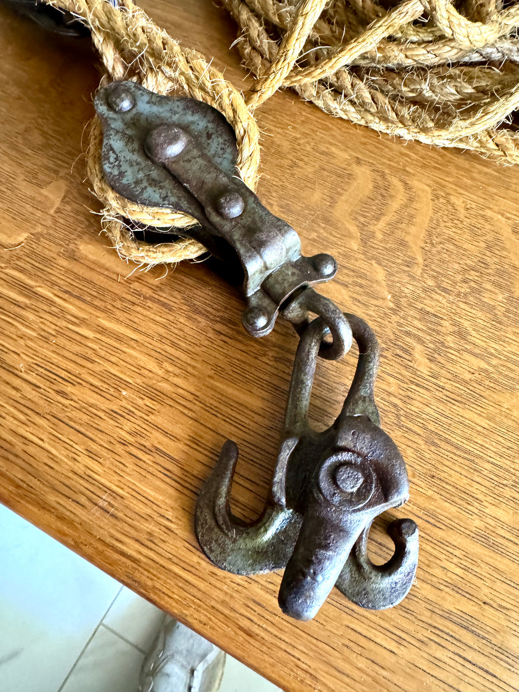 Antique Block & Tackle Cast Iron Double Pulley w/ Fence Stretcher Hook With Rope