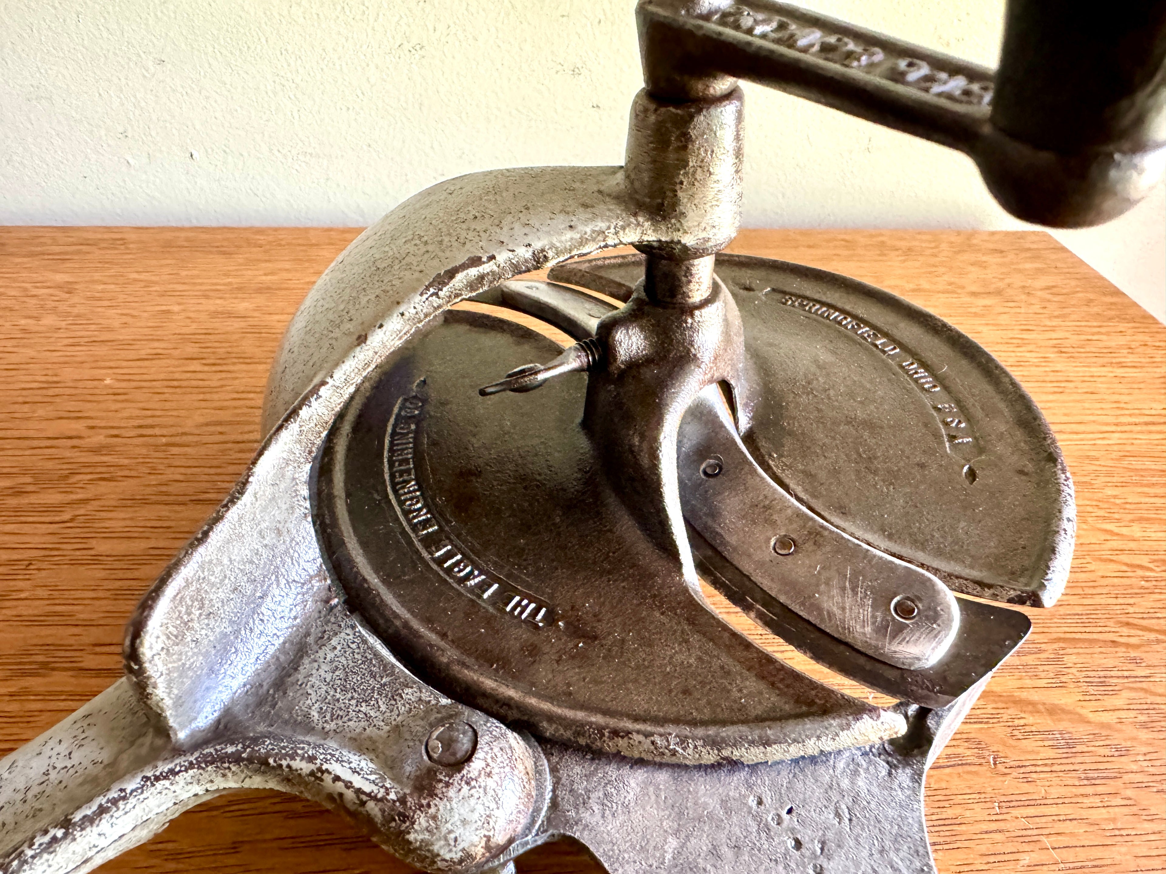 Eagle Industries Antique Hand-operated Meat Slicer ~ Antique Manual Meat Slicer