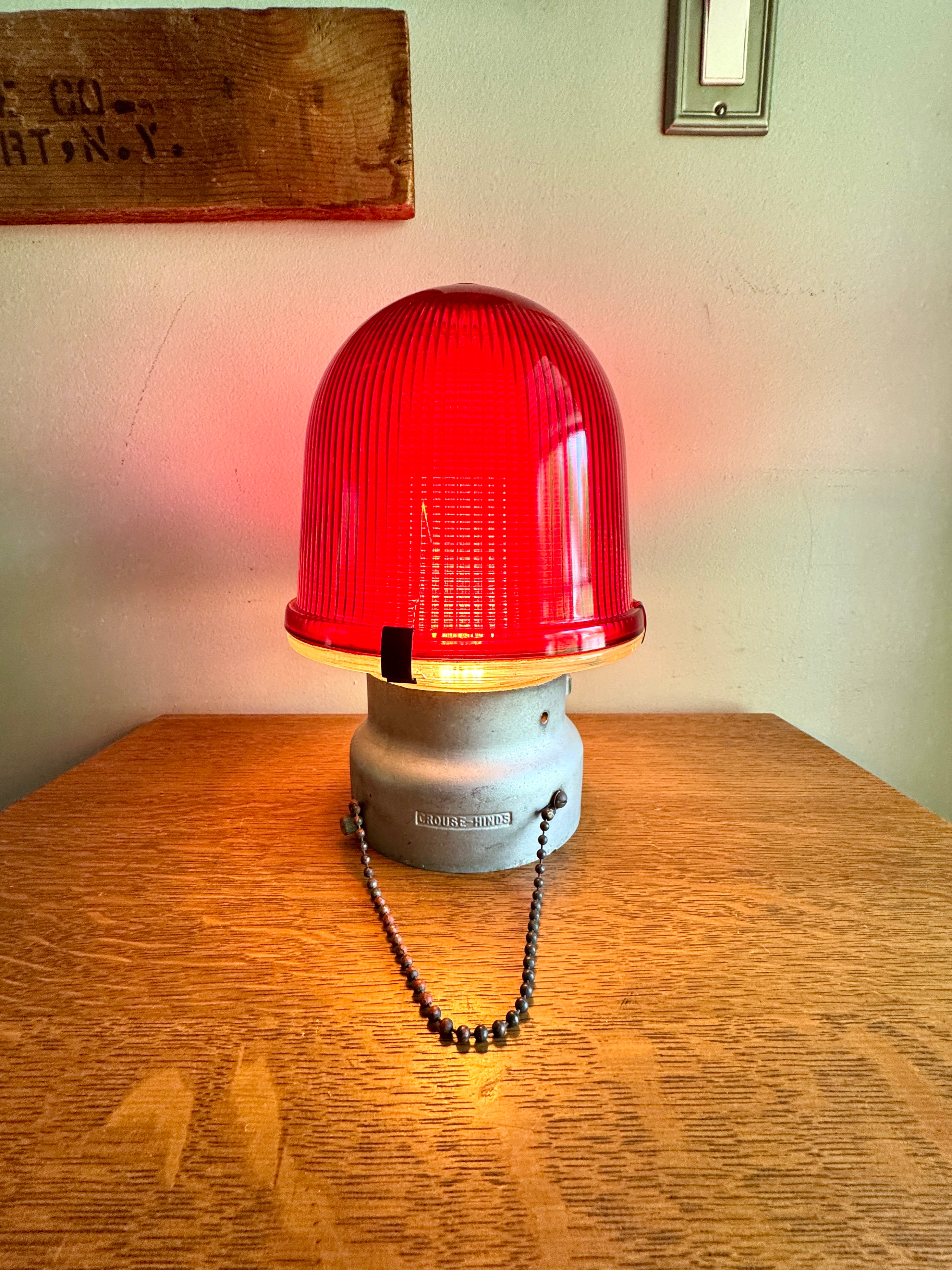 Vtg Crouse-Hinds Obstruction Light Red Globe Lamp ~ Large Obstruction Beacon Table Lamp