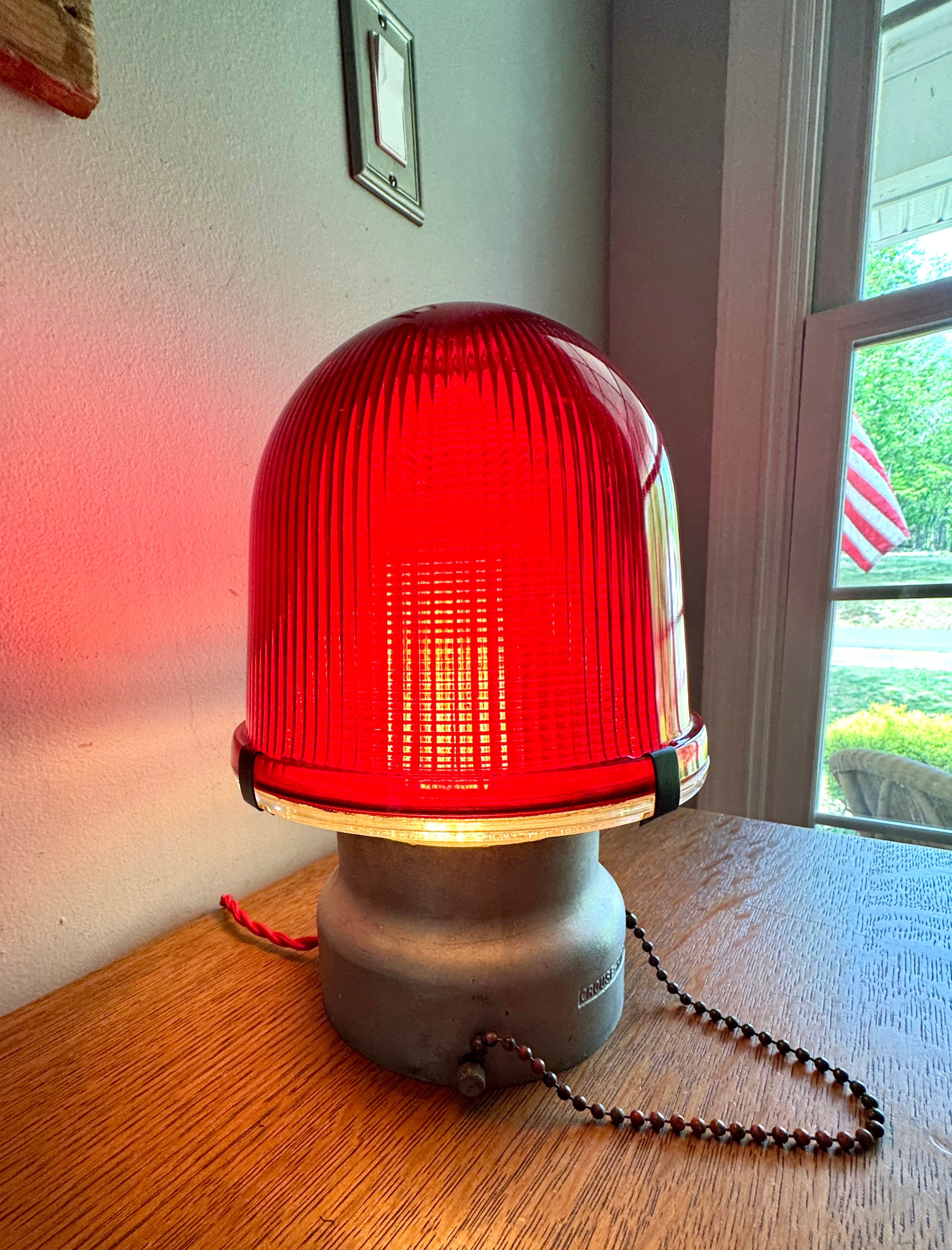 Vtg Crouse-Hinds Obstruction Light Red Globe Lamp ~ Large Obstruction Beacon Table Lamp
