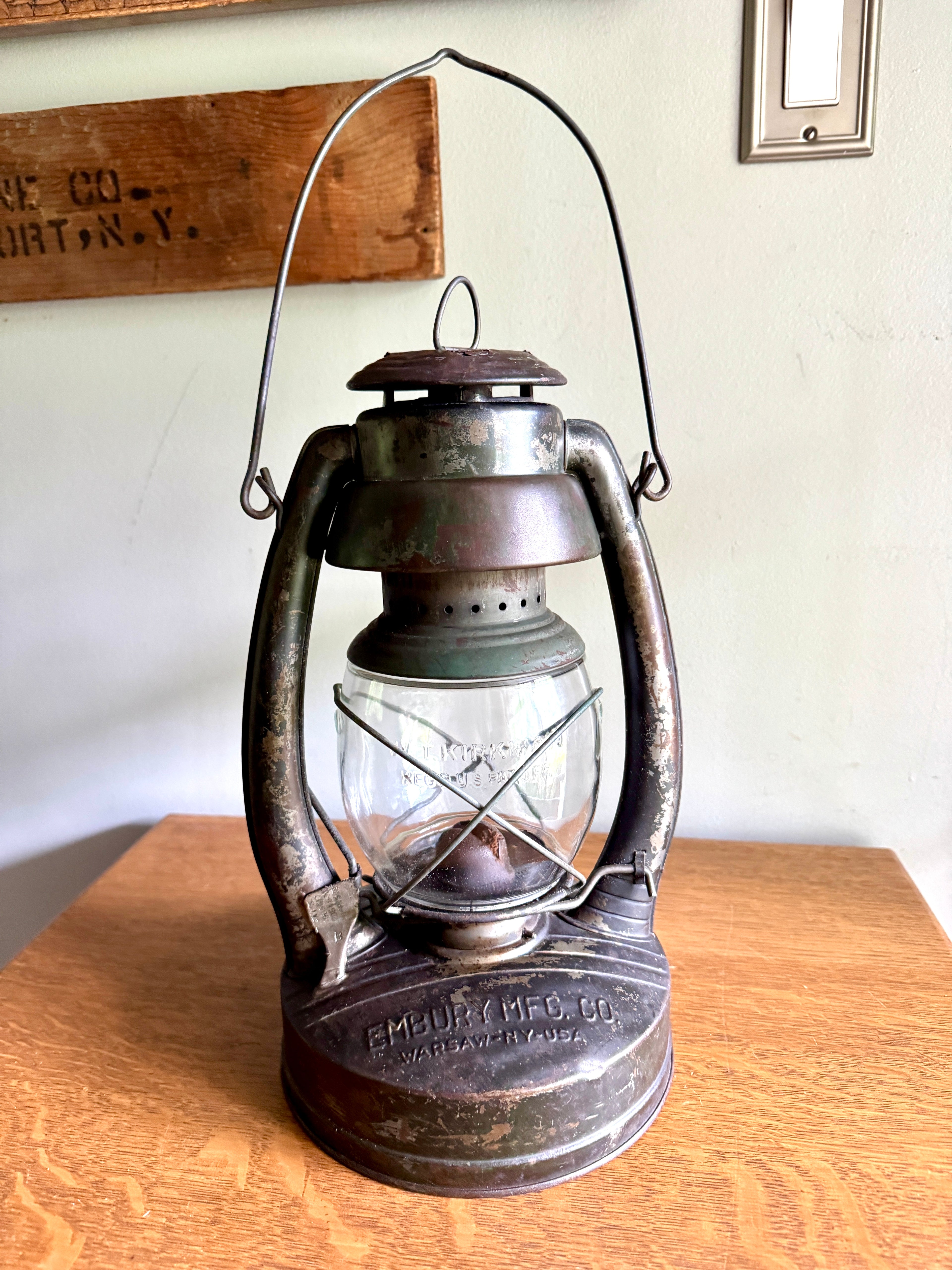 Embury No.2 Air Pilot Lantern ~ Embury MFG. Co. Kerosine Barn Lantern