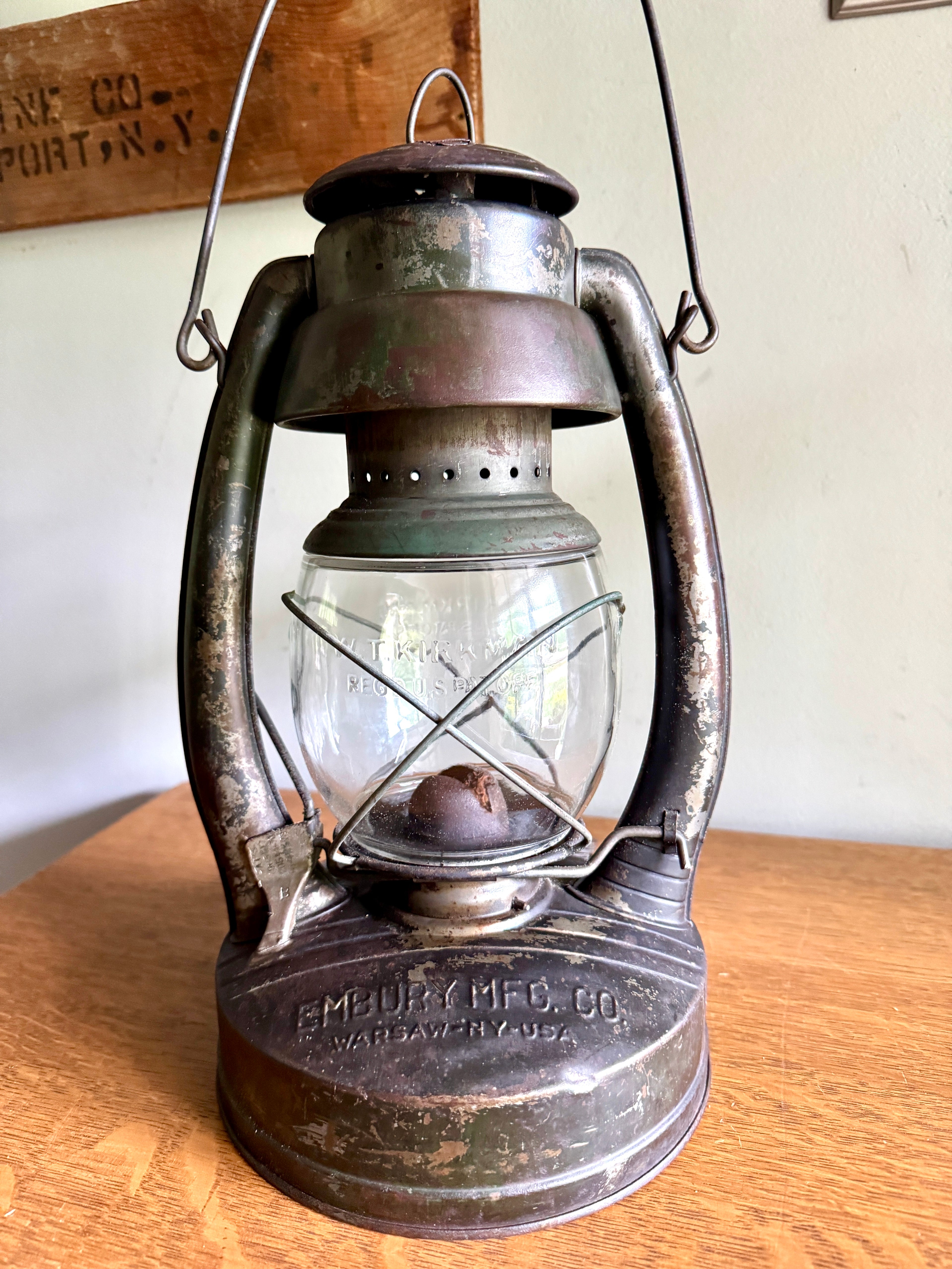 Embury No.2 Air Pilot Lantern ~ Embury MFG. Co. Kerosine Barn Lantern
