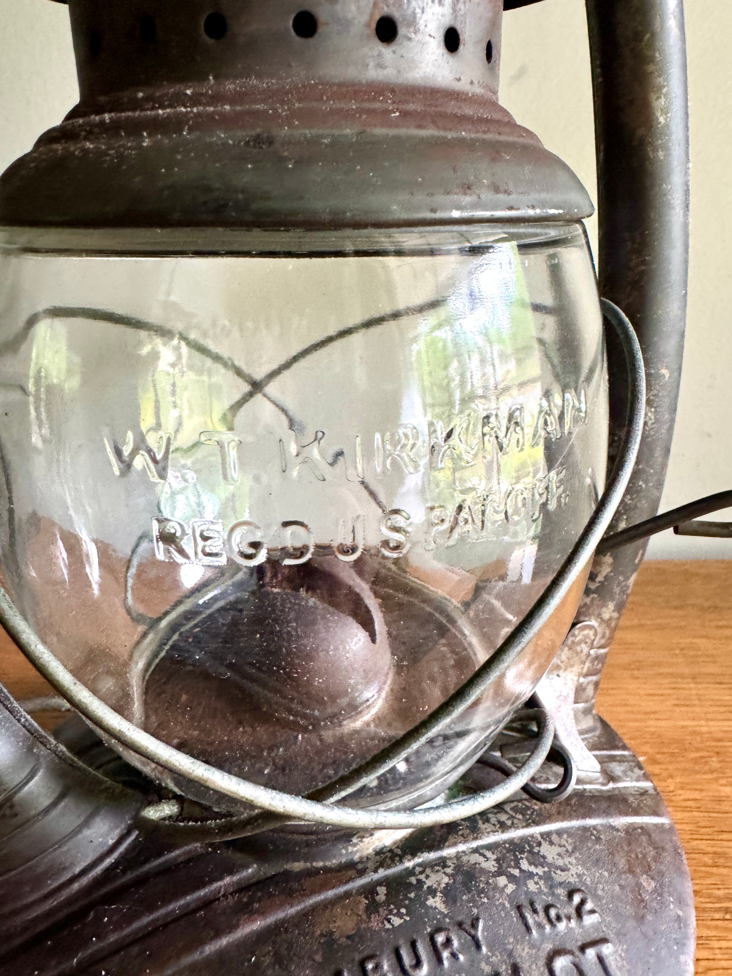 Embury No.2 Air Pilot Lantern ~ Embury MFG. Co. Kerosine Barn Lantern