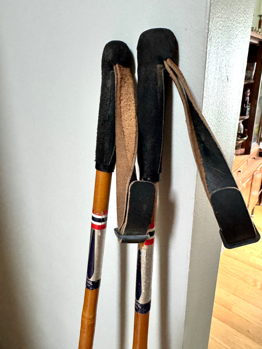 Vtg Liljedahl Tryli Staven Bamboo Ski Poles 160 cm with Leather Wrist Straps