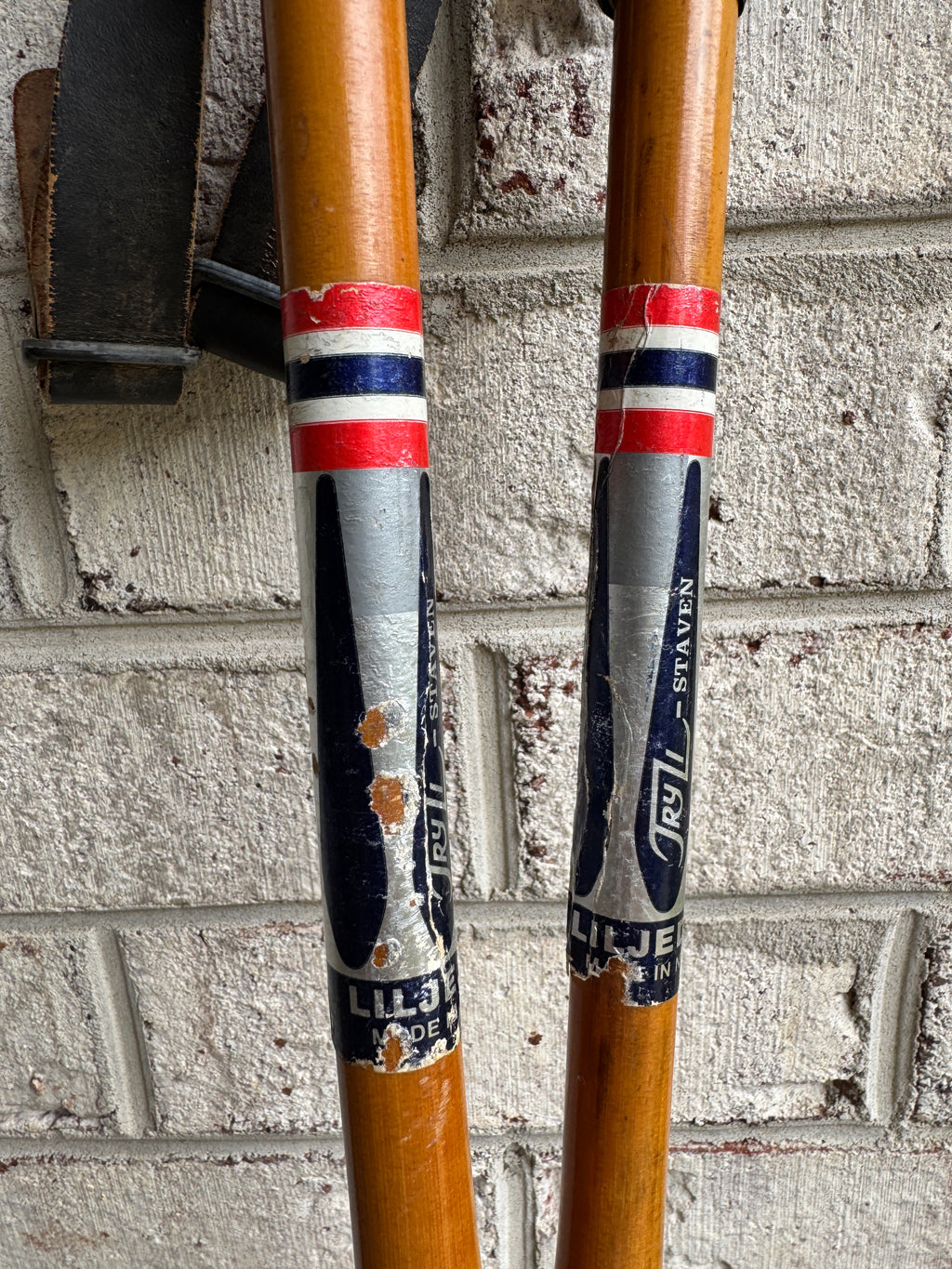 Vtg Liljedahl Tryli Staven Bamboo Ski Poles 160 cm with Leather Wrist Straps