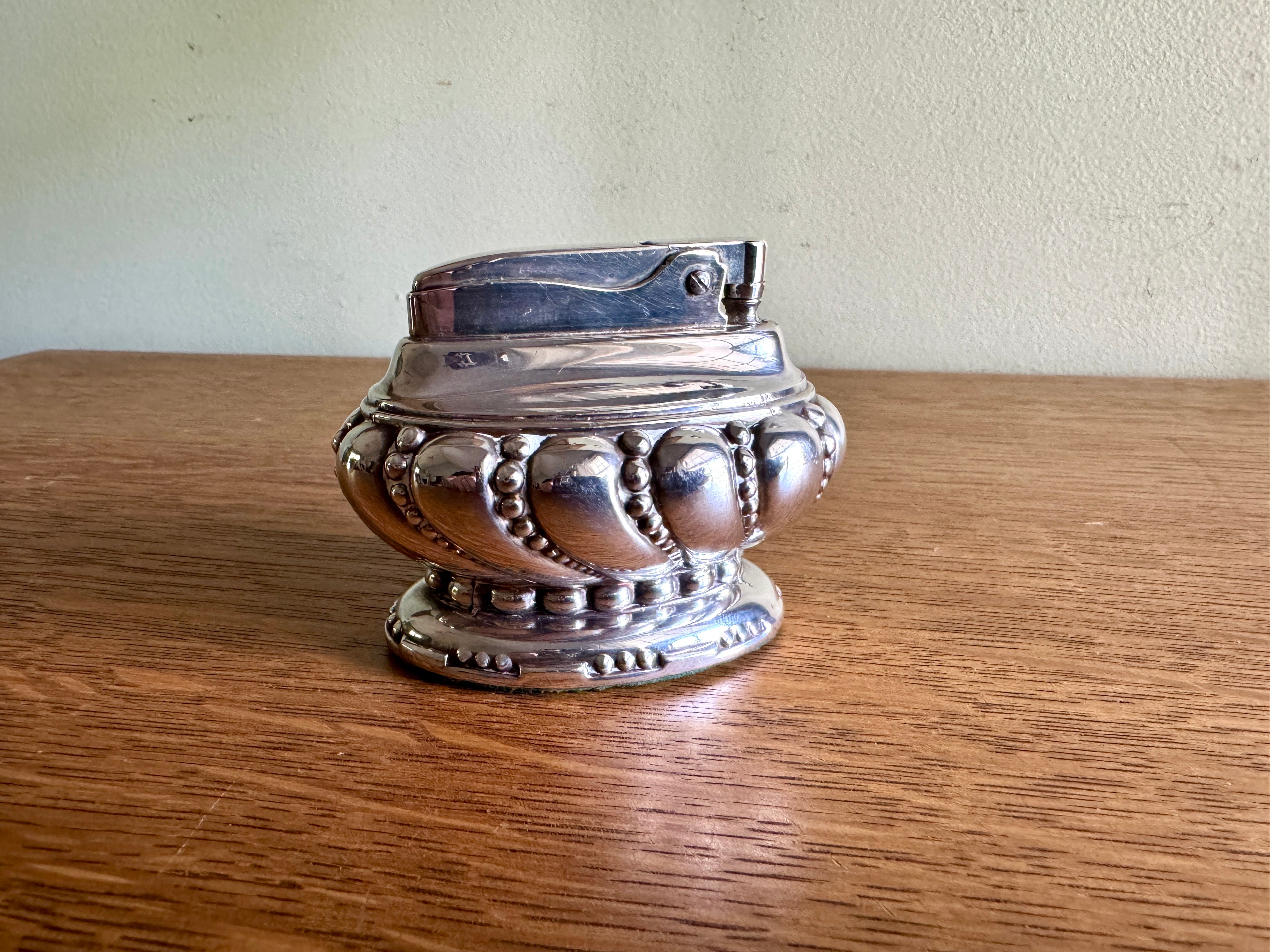 1940’s Working Ronson Silver-plated "CROWN" Heavy Table Lighter ~ Art Deco Table Lighter