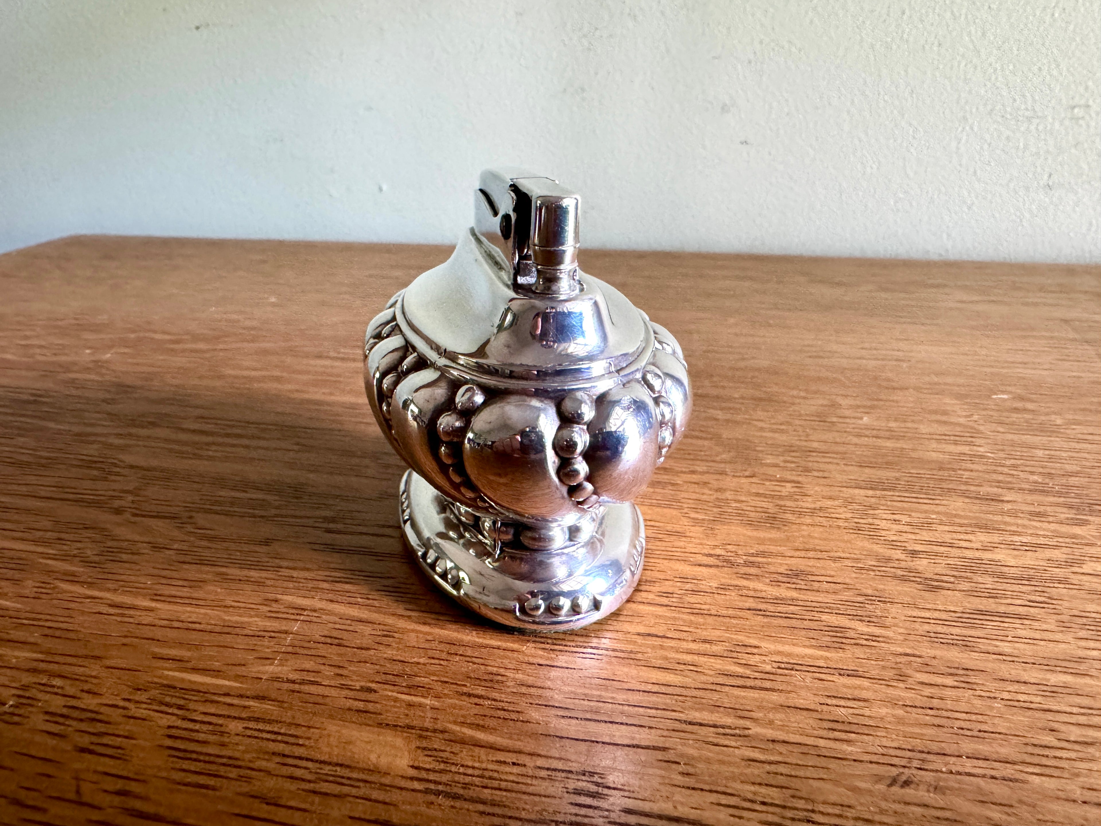 1940’s Working Ronson Silver-plated "CROWN" Heavy Table Lighter ~ Art Deco Table Lighter