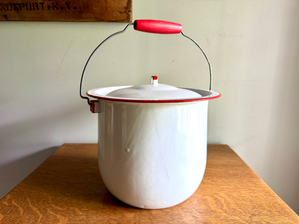 1940's Fesco Enamelware Lidded Pot ~ White Enamel Lidded Pot with Wooden Handle ~ Chamber Pot