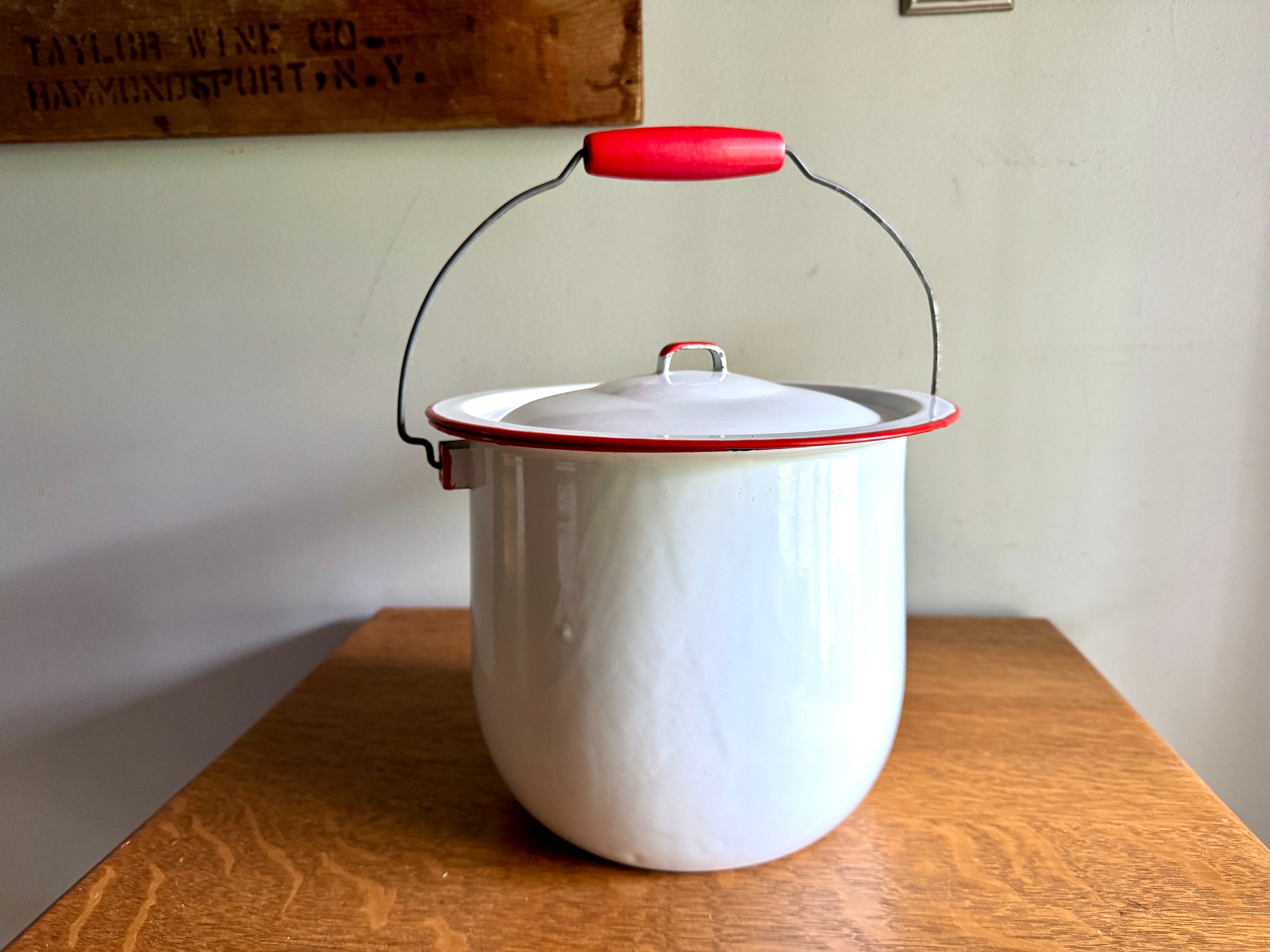 1940's Fesco Enamelware Lidded Pot ~ White Enamel Lidded Pot with Wooden Handle ~ Chamber Pot