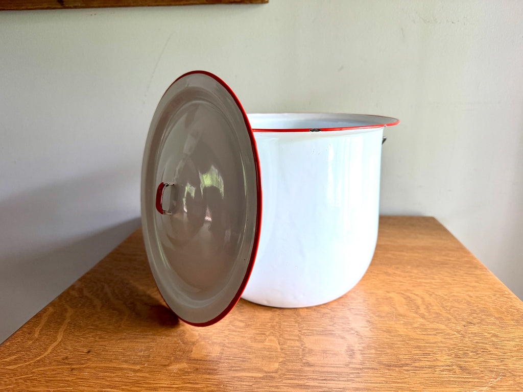 1940's Fesco Enamelware Lidded Pot ~ White Enamel Lidded Pot with Wooden Handle ~ Chamber Pot