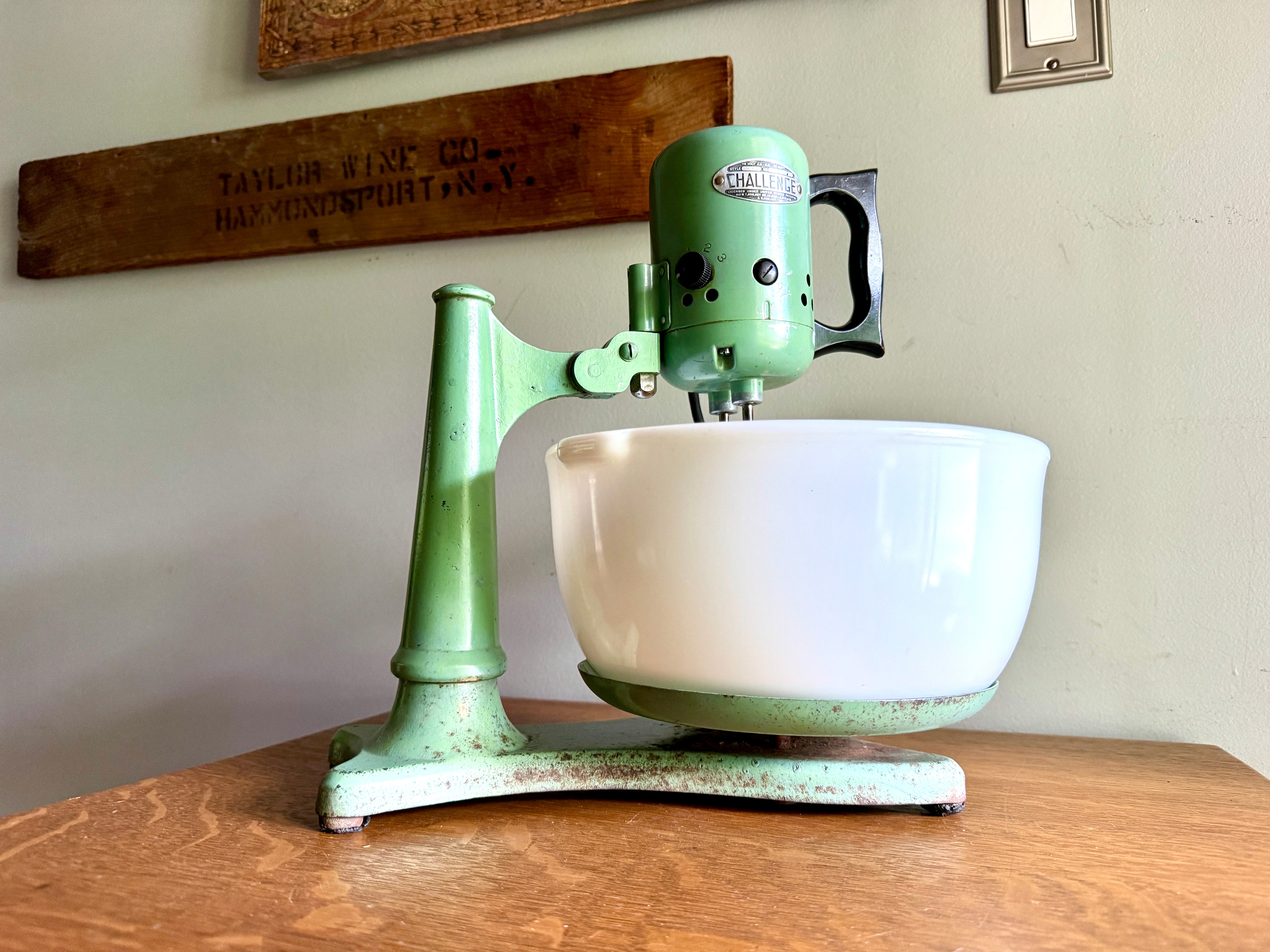 Antique "CHALLENGE" 3 Speed Mixer Stand  ~ 1920's Working #1658 Jadeite Green &  9" Milk Glass Bowl