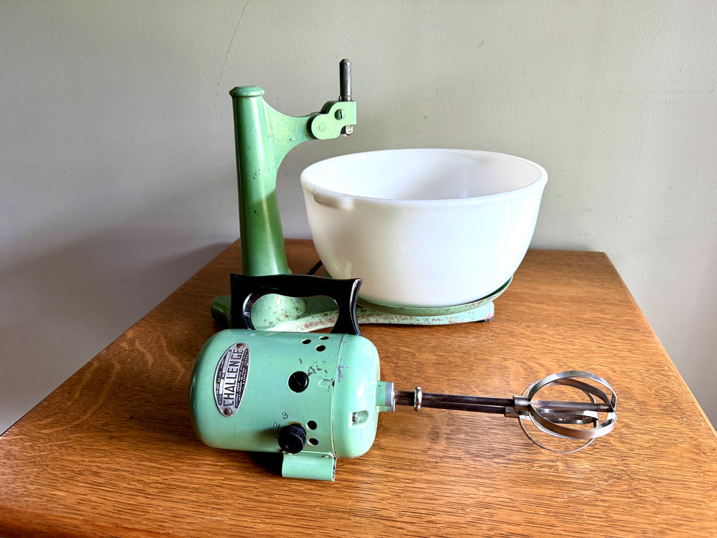 Antique "CHALLENGE" 3 Speed Mixer Stand  ~ 1920's Working #1658 Jadeite Green &  9" Milk Glass Bowl