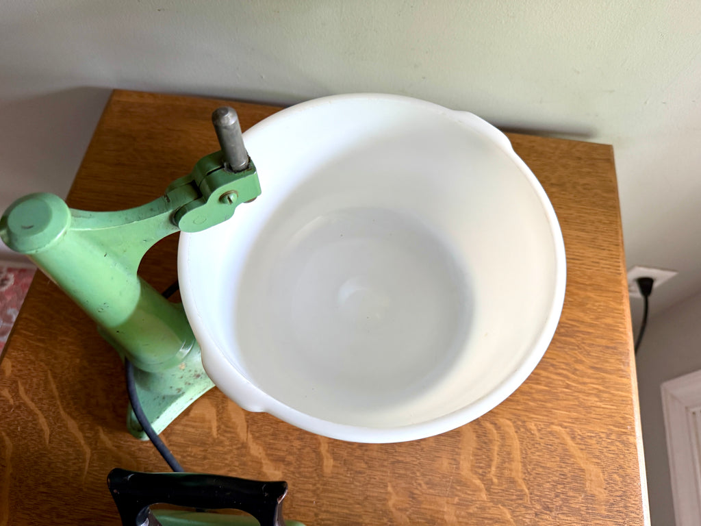 Antique "CHALLENGE" 3 Speed Mixer Stand  ~ 1920's Working #1658 Jadeite Green &  9" Milk Glass Bowl
