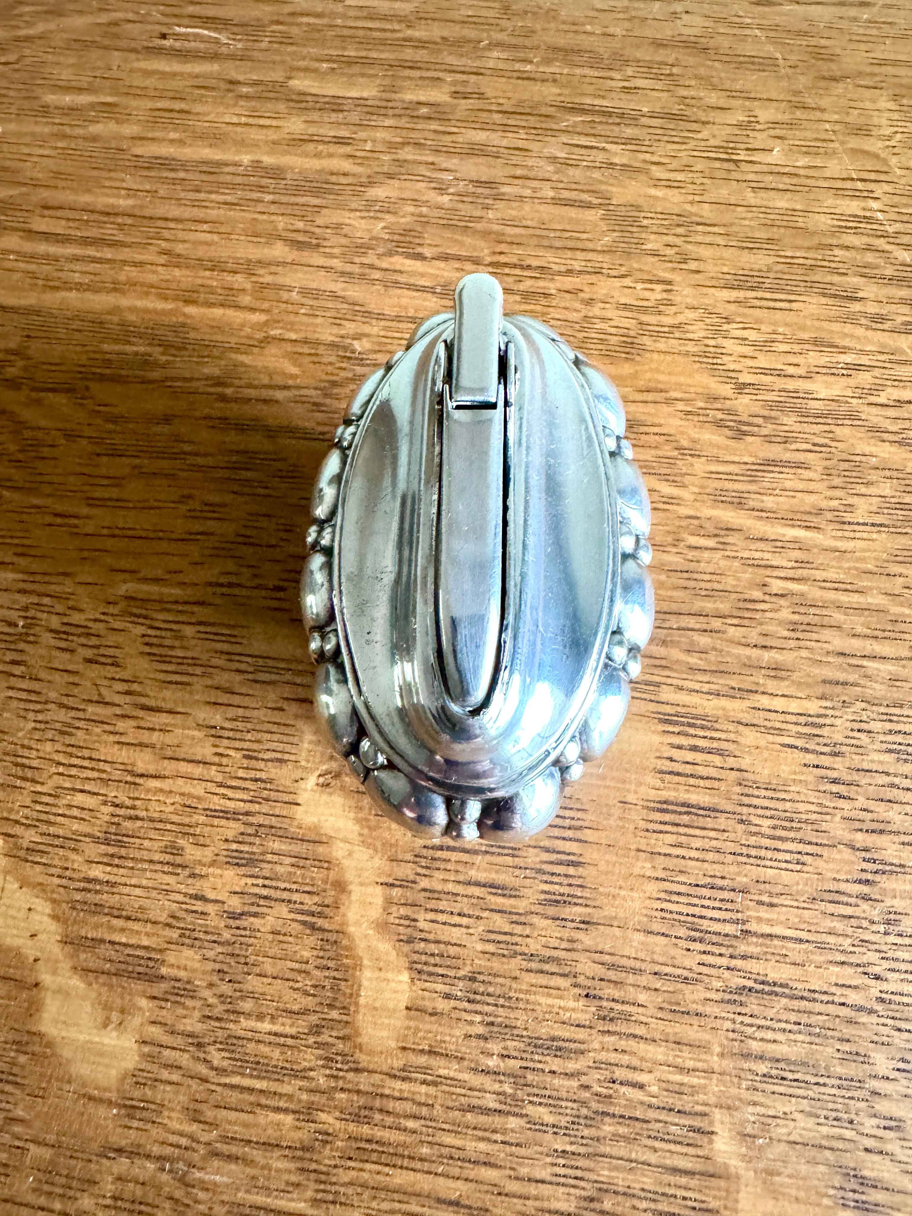 1940’s Working Ronson Silver-plated "CROWN" Heavy Table Lighter ~ Art Deco Table Lighter (Copy)