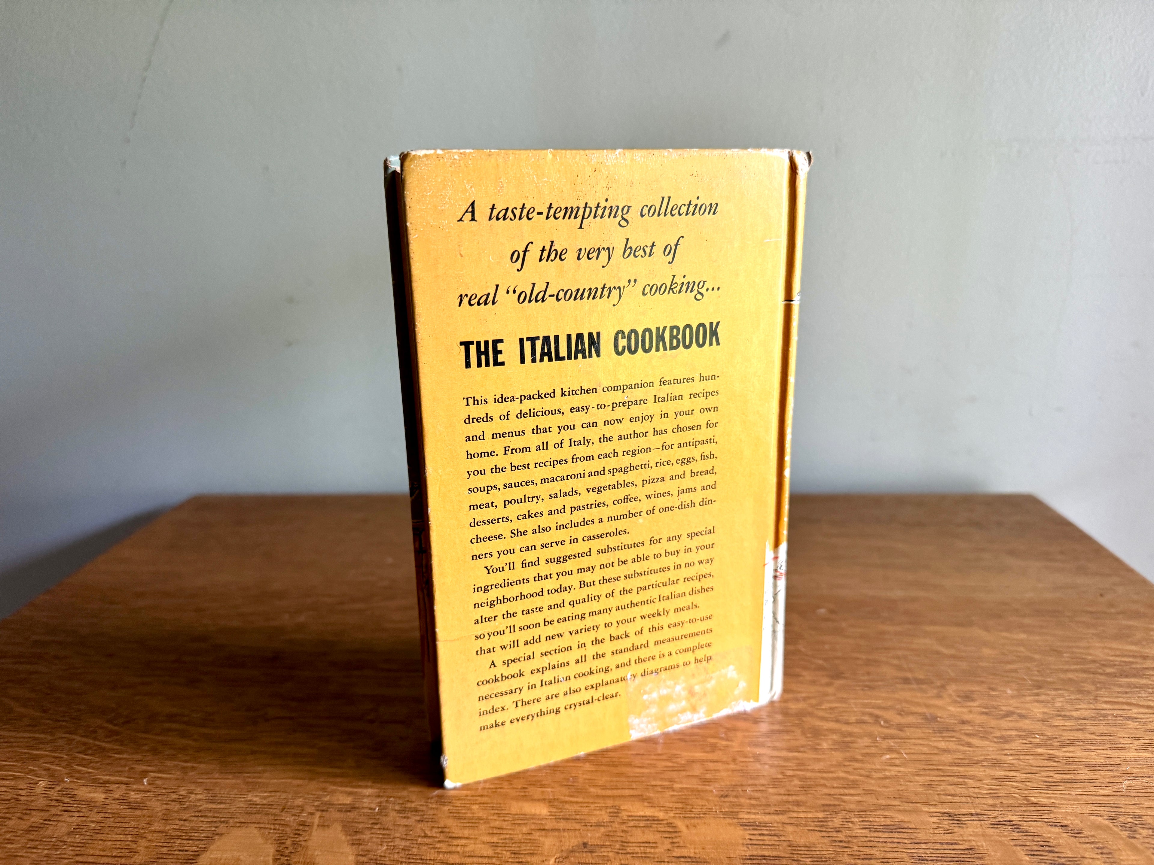 1955 "The Italian Cookbook" by Maria Luisa Taglienti by Maria Luisa Taglienti