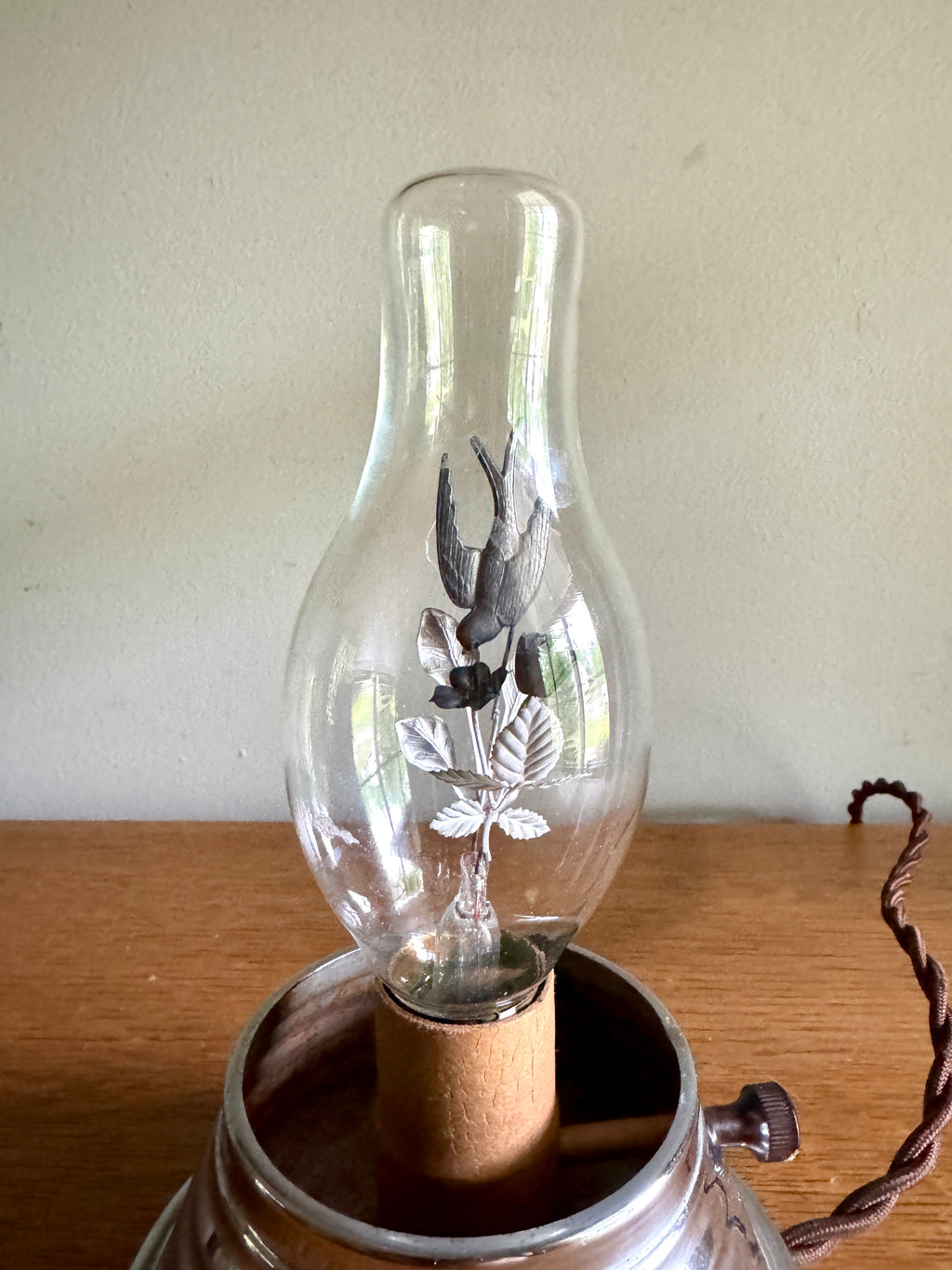 1940's Aerolux Light Bulb Swallow Bird in Flowers ~ Aerolux Glowing Bird and Flower Bulb