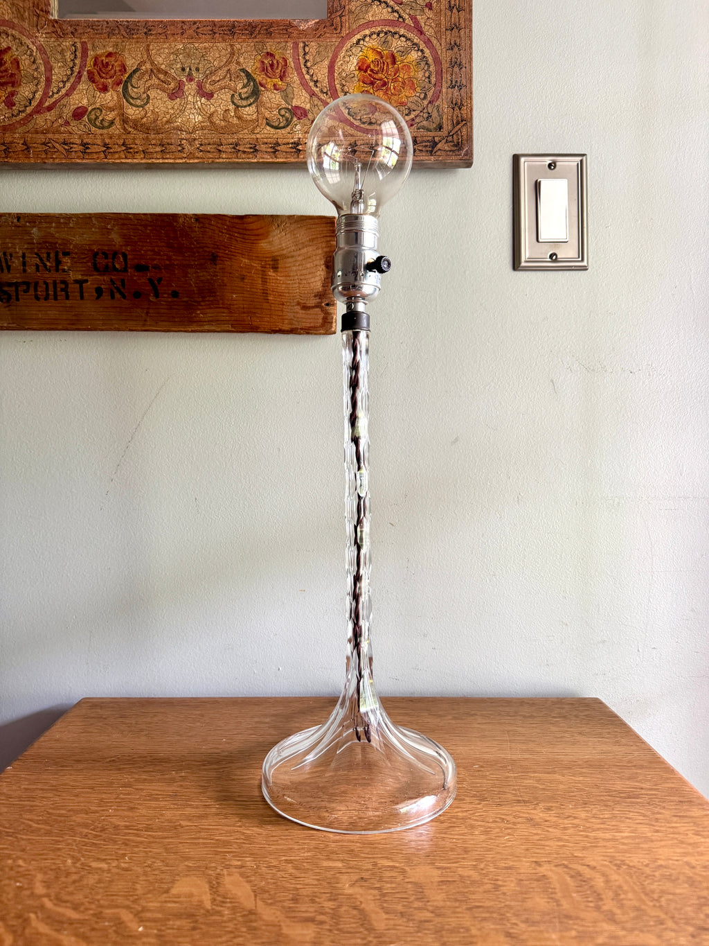 20th Century Clear Cut Crystal Table Lamp, European Design