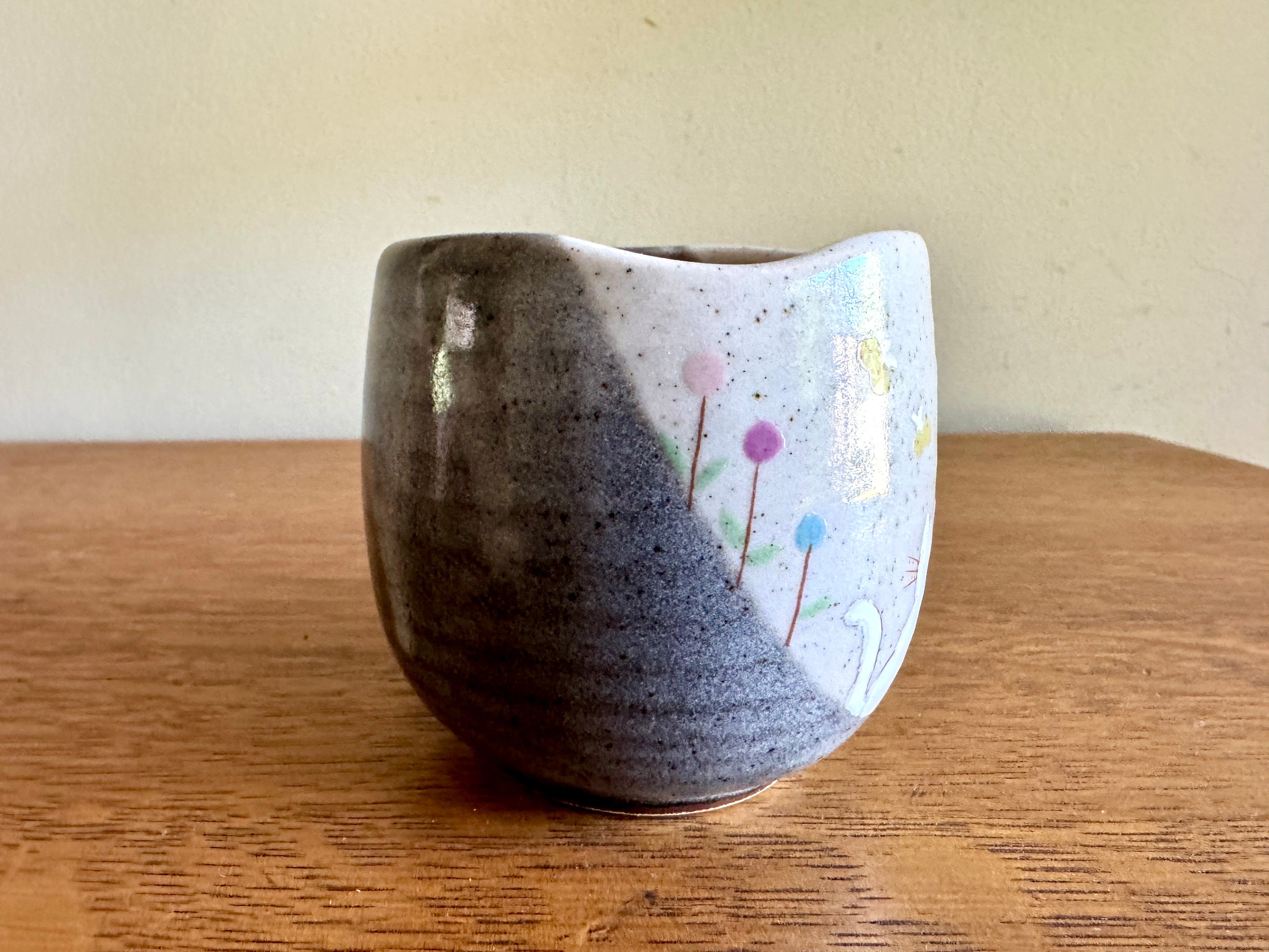 Kutani Yaki(ware) Coffee Mug "Cats In a Sunny Spot" ~ Unique Japanese Cat Coffee Cup