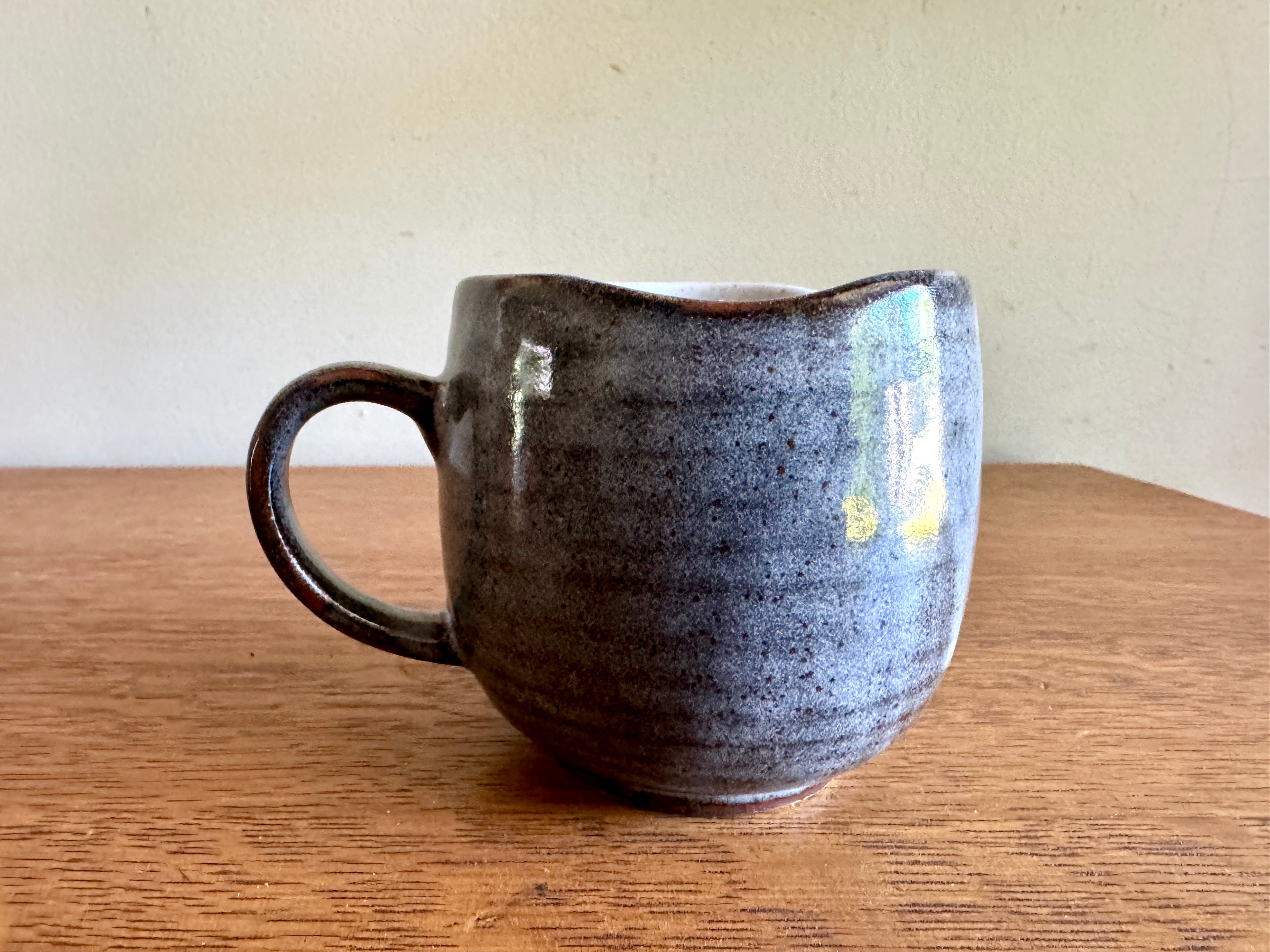 Kutani Yaki(ware) Coffee Mug "Cats In a Sunny Spot" ~ Unique Japanese Cat Coffee Cup