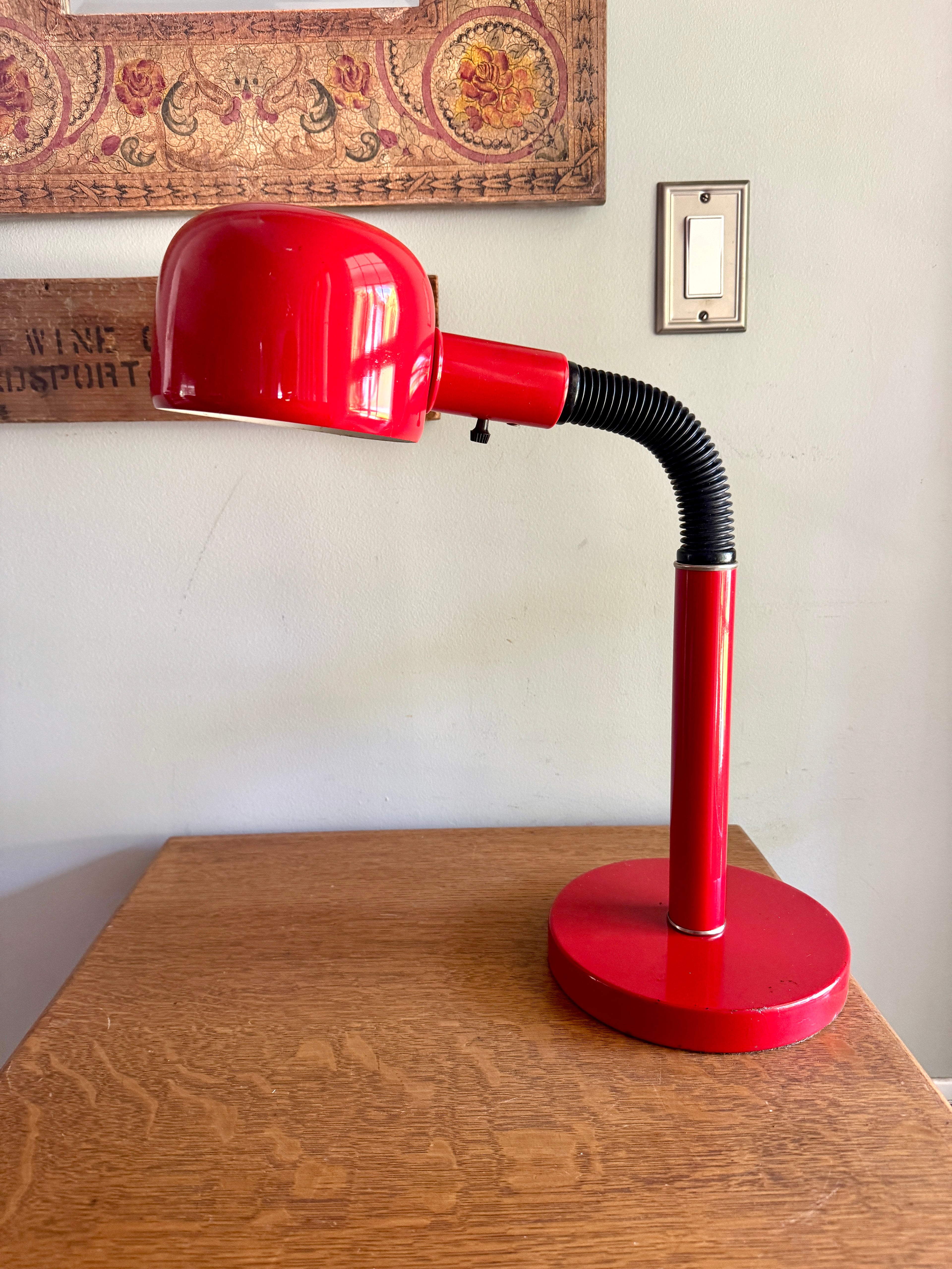 Vtg Alsy MCM Metal Adjustable Gooseneck Flex Red Desk Table Lamp ~ Alsy Red Modernist Desk Lamp