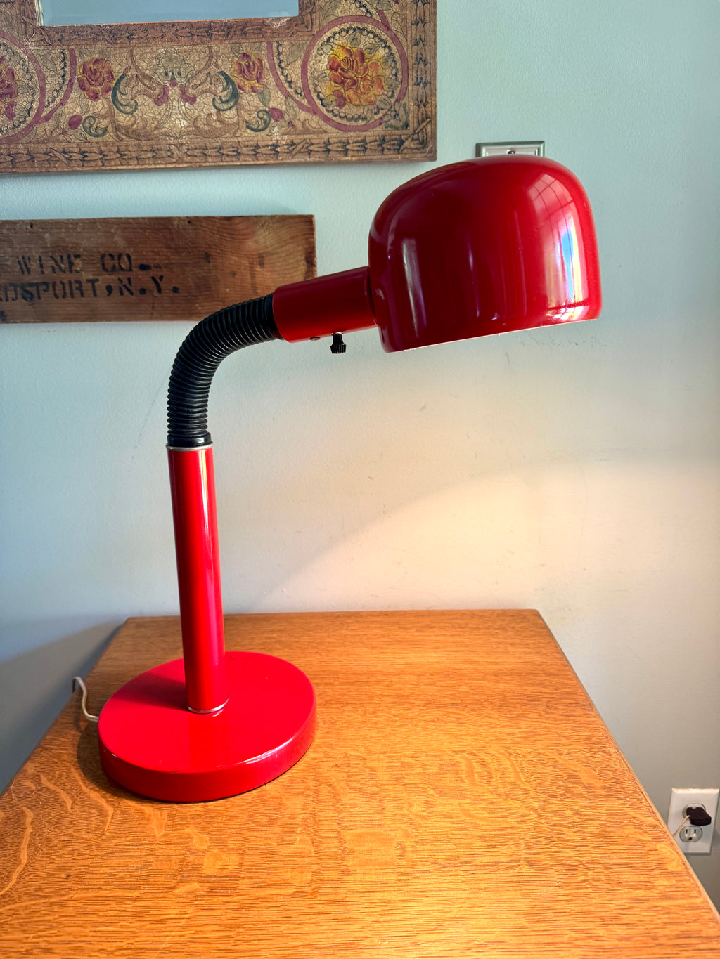 Vtg Alsy MCM Metal Adjustable Gooseneck Flex Red Desk Table Lamp ~ Alsy Red Modernist Desk Lamp