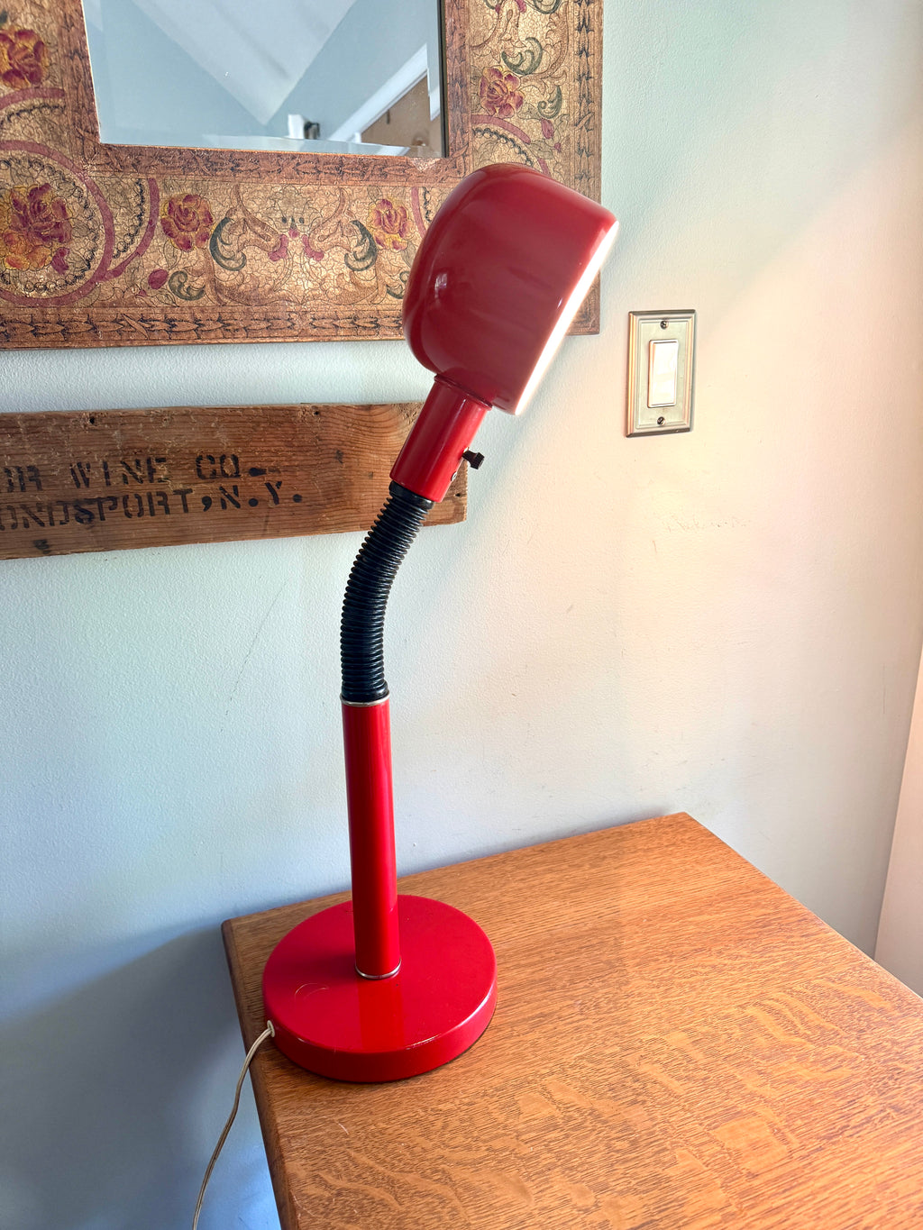 Vtg Alsy MCM Metal Adjustable Gooseneck Flex Red Desk Table Lamp ~ Alsy Red Modernist Desk Lamp
