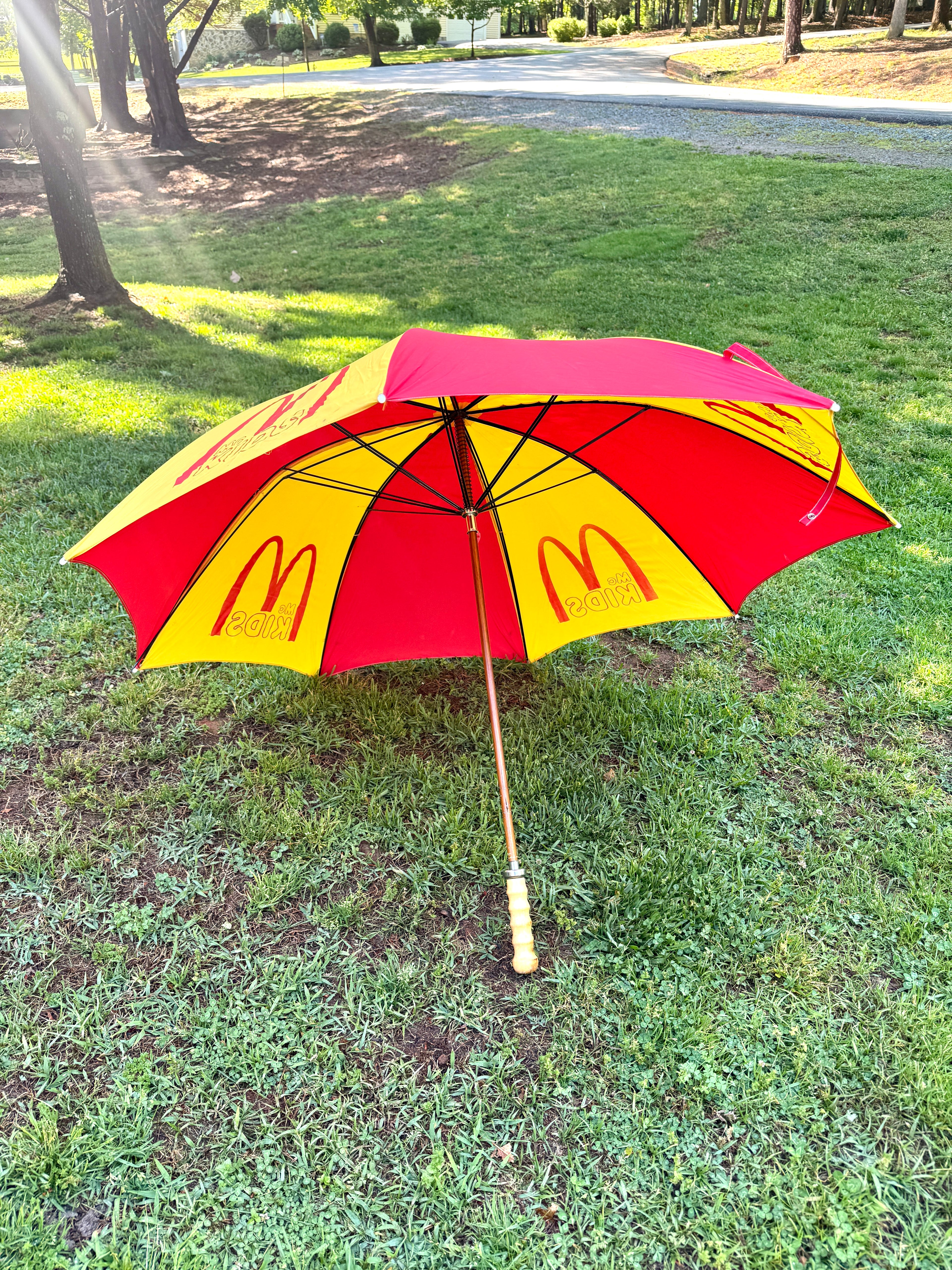Vtg Large McDonald's Kids Umbrella ~ MC Kids Yellow & Red Wood Handle Umbrella