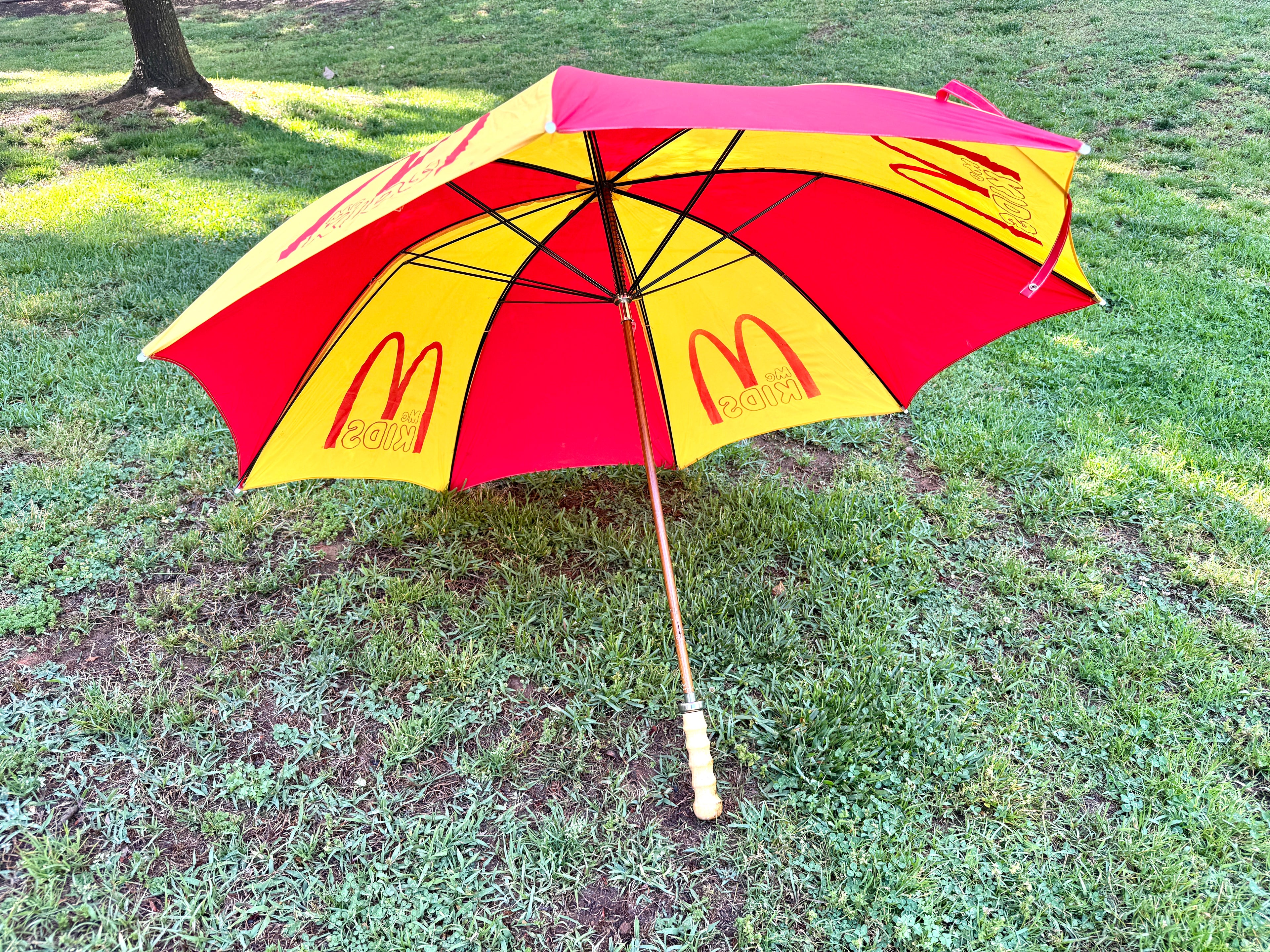 Vtg Large McDonald's Kids Umbrella ~ MC Kids Yellow & Red Wood Handle Umbrella
