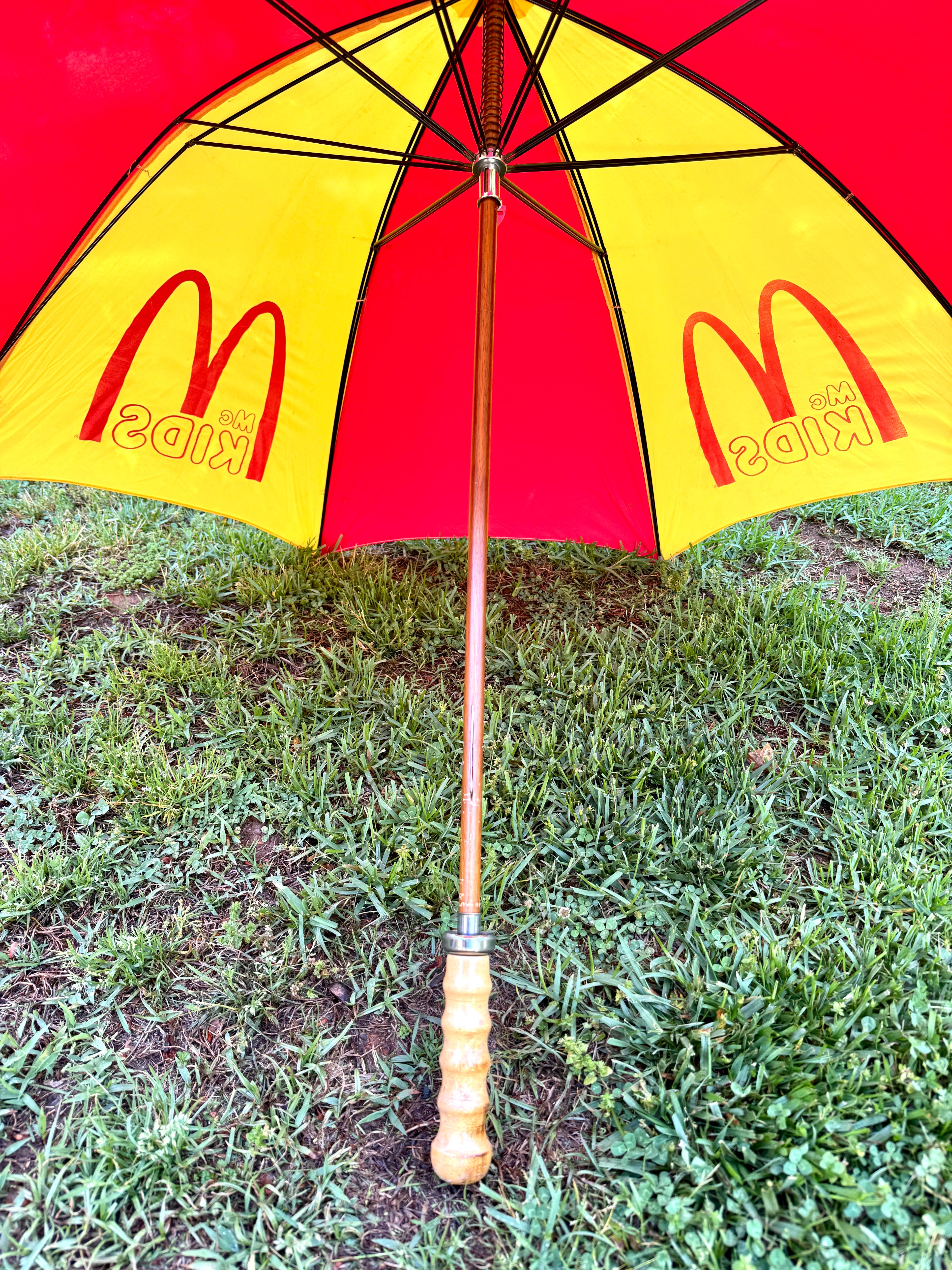 Vtg Large McDonald's Kids Umbrella ~ MC Kids Yellow & Red Wood Handle Umbrella