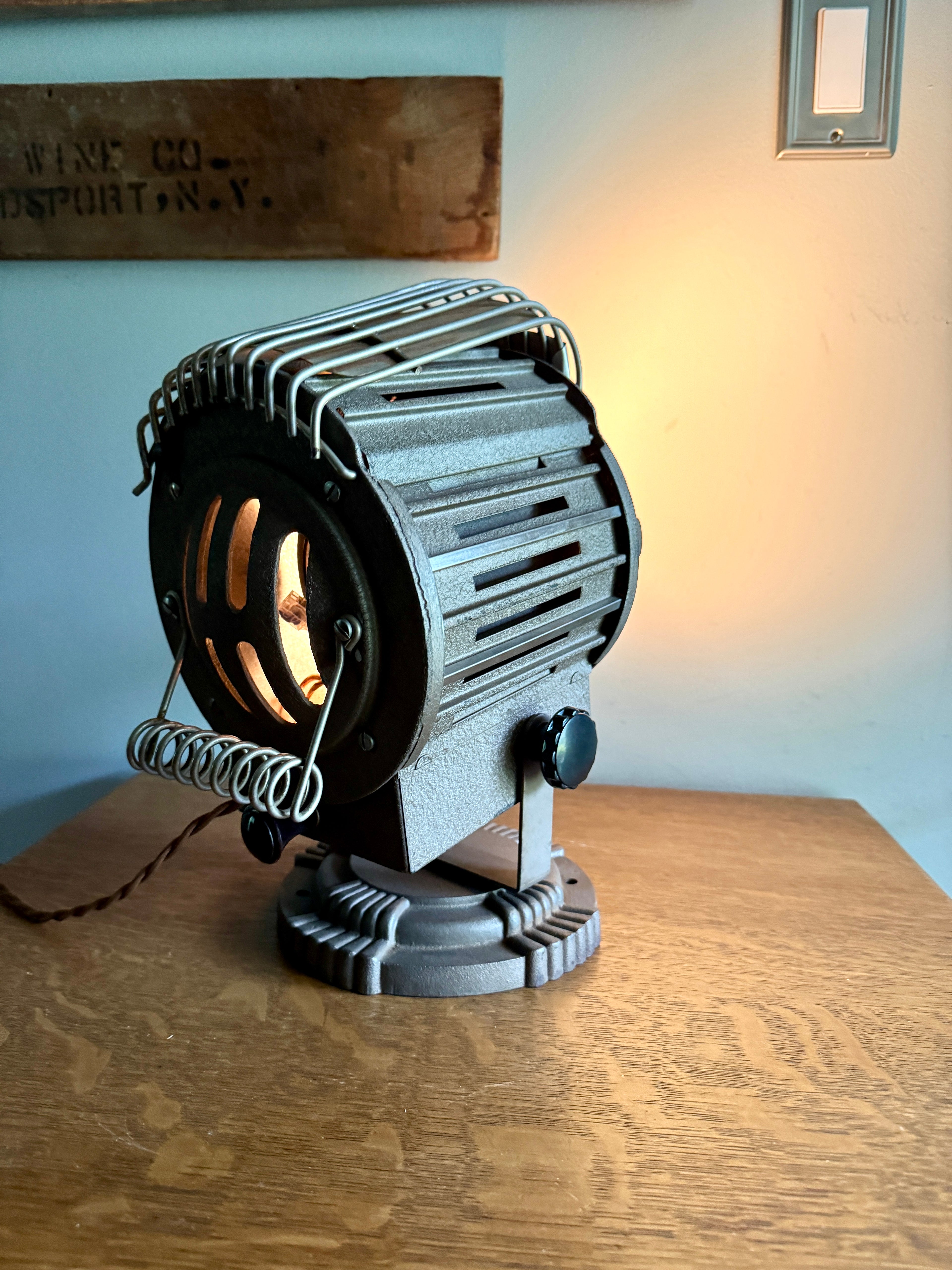1950s Repurposed Bantam Super Spot Theatre Light by Golde Mfg. Co. Chicago ~ Stage Light Desk Lamp
