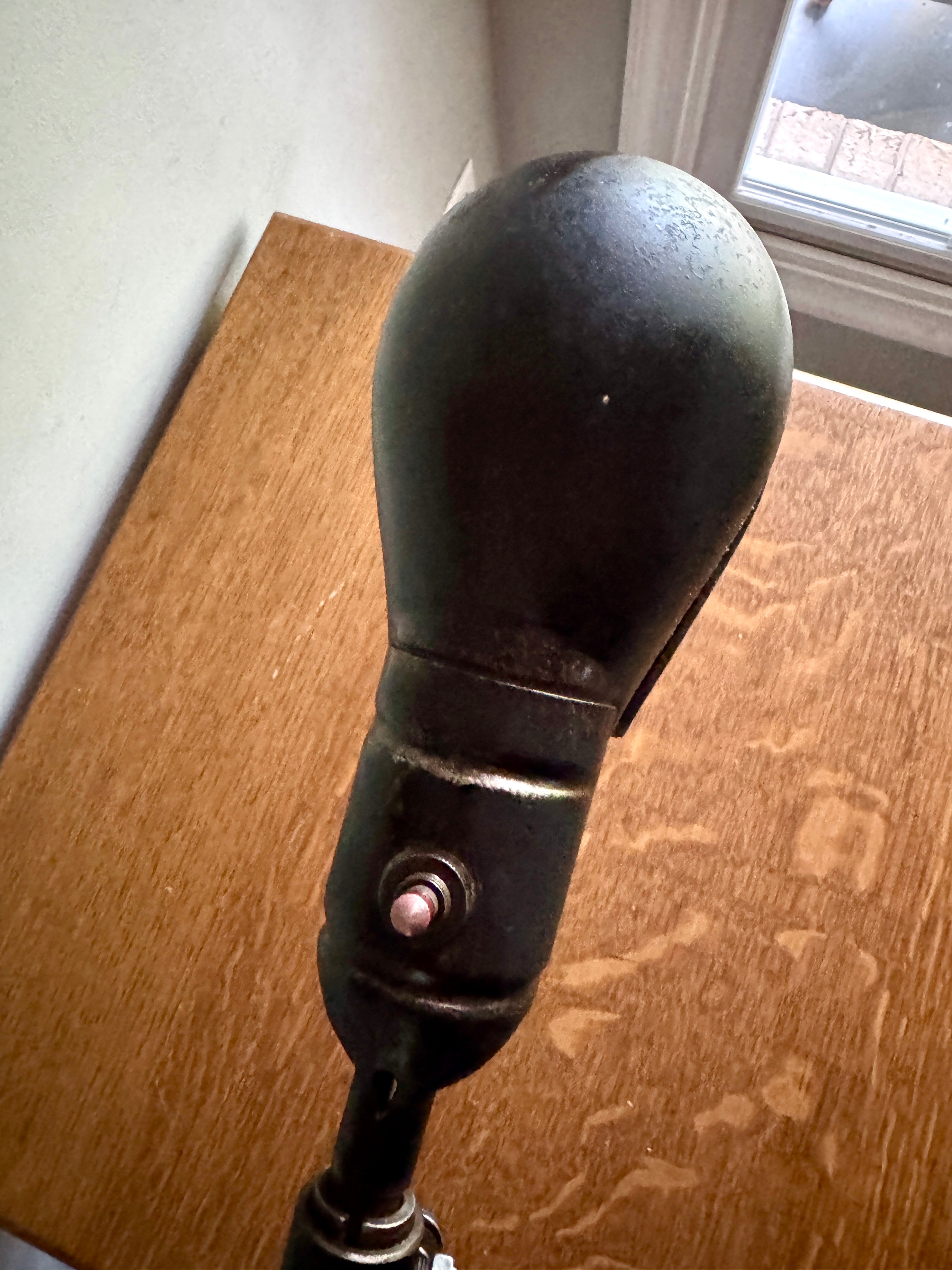 1930s Industrial Screw On Adjustable Task Desk Lamp by Fostoria American Design ~ Distressed Shop Lamp