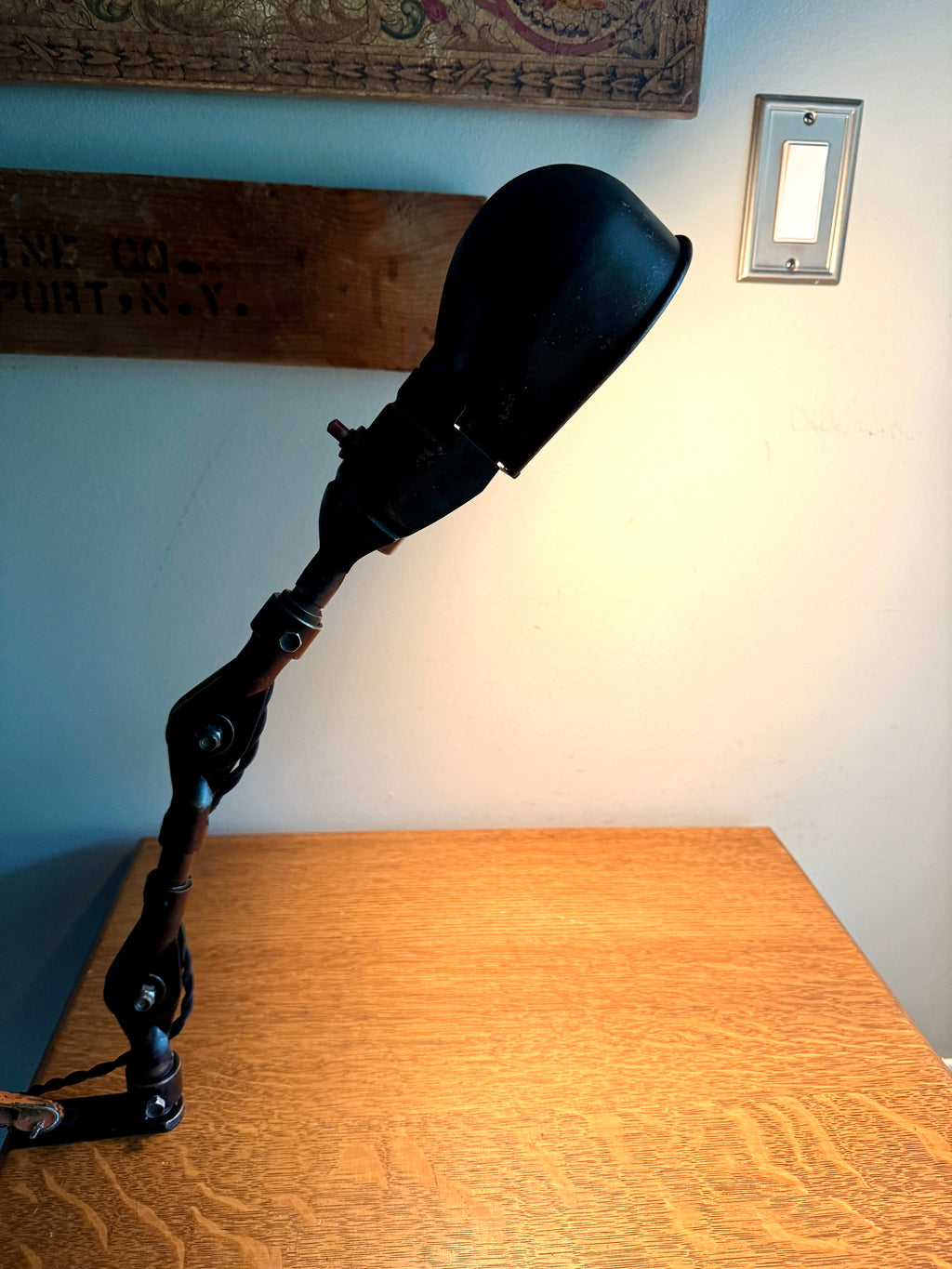 1930s Industrial Screw On Adjustable Task Desk Lamp by Fostoria American Design ~ Distressed Shop Lamp