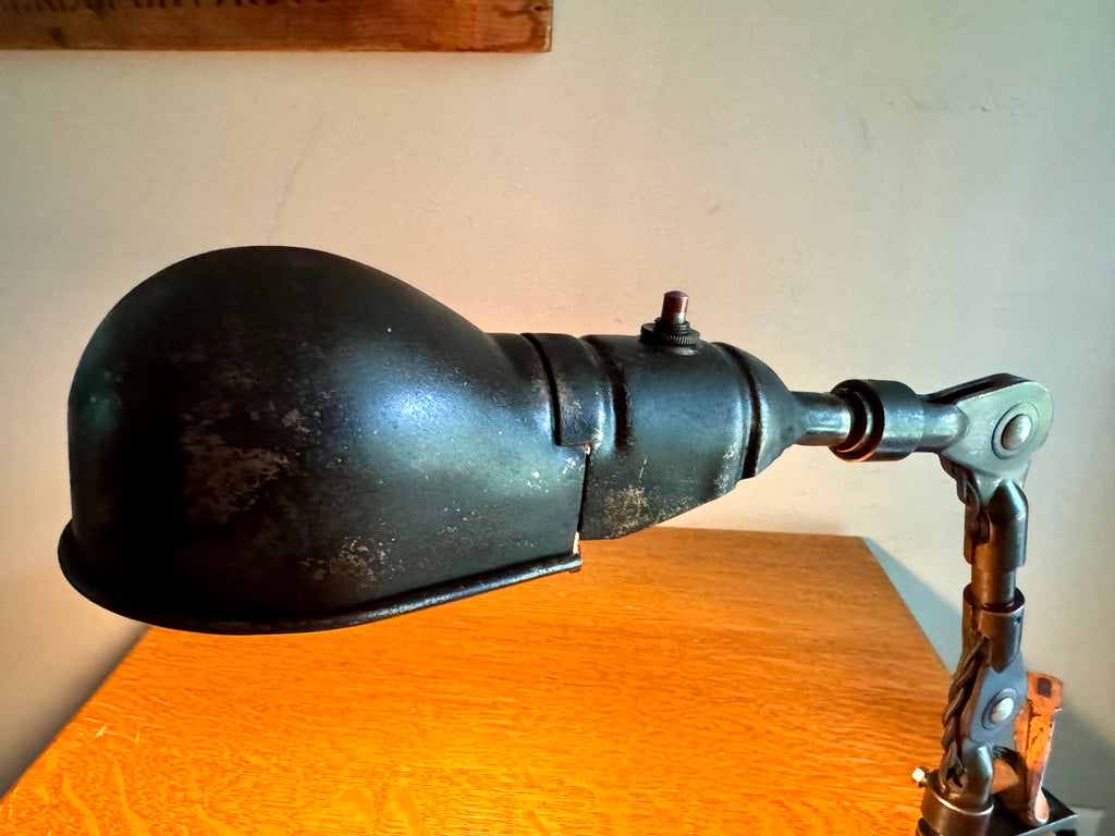 1930s Industrial Screw On Adjustable Task Desk Lamp by Fostoria American Design ~ Distressed Shop Lamp