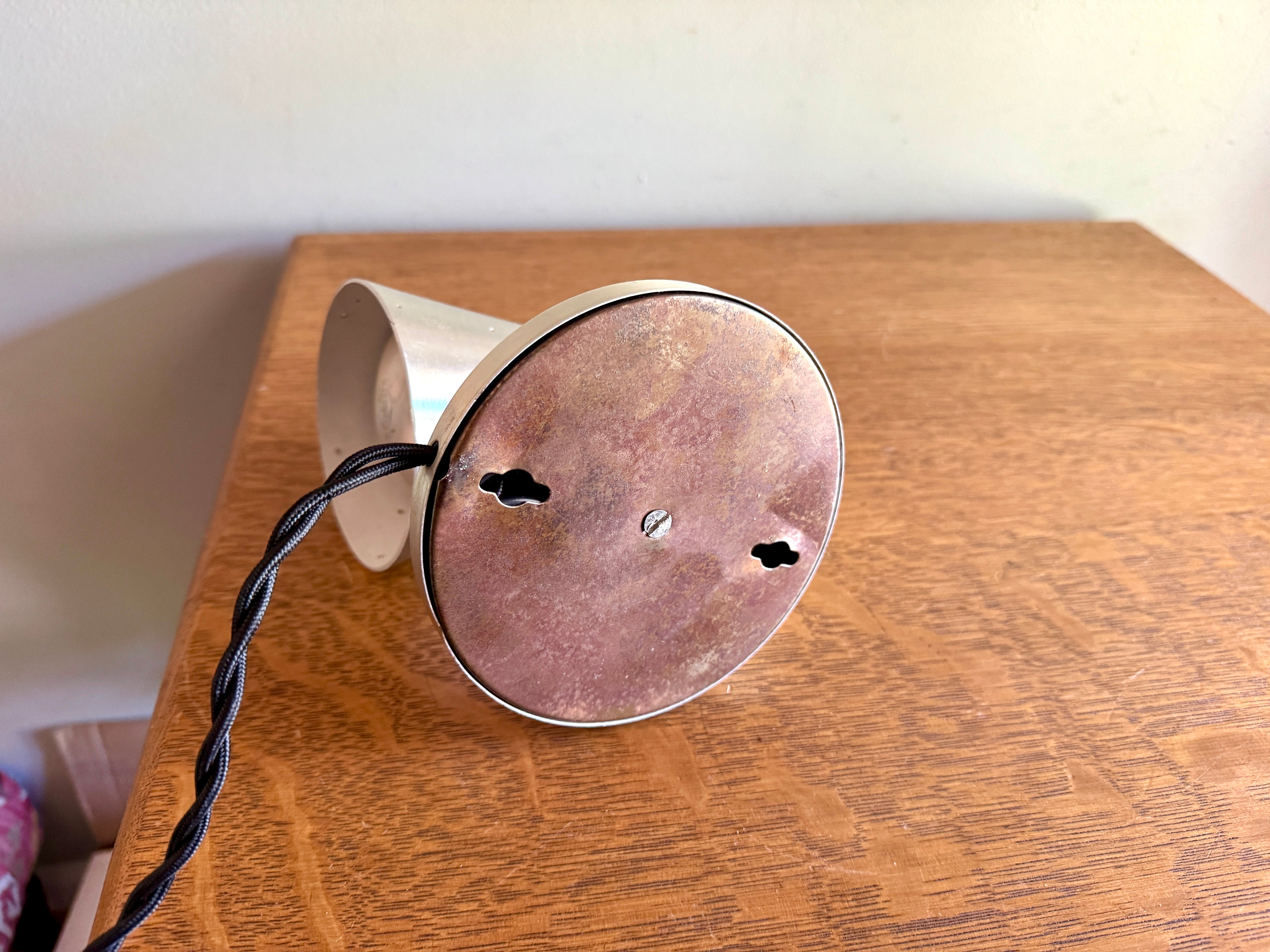 Vtg Mid-Century Modern Swivel Cone Wall Light Lamp Sconce ~ Silver tone Mcm Wall Sconce