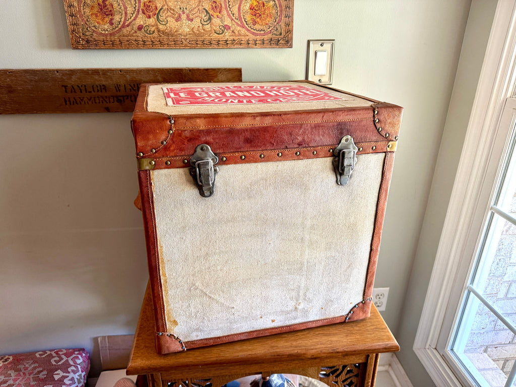 Vtg Grand Hotel Travel Trunk Steamer Chest ~ Decorative Wood Collectible Storage Box