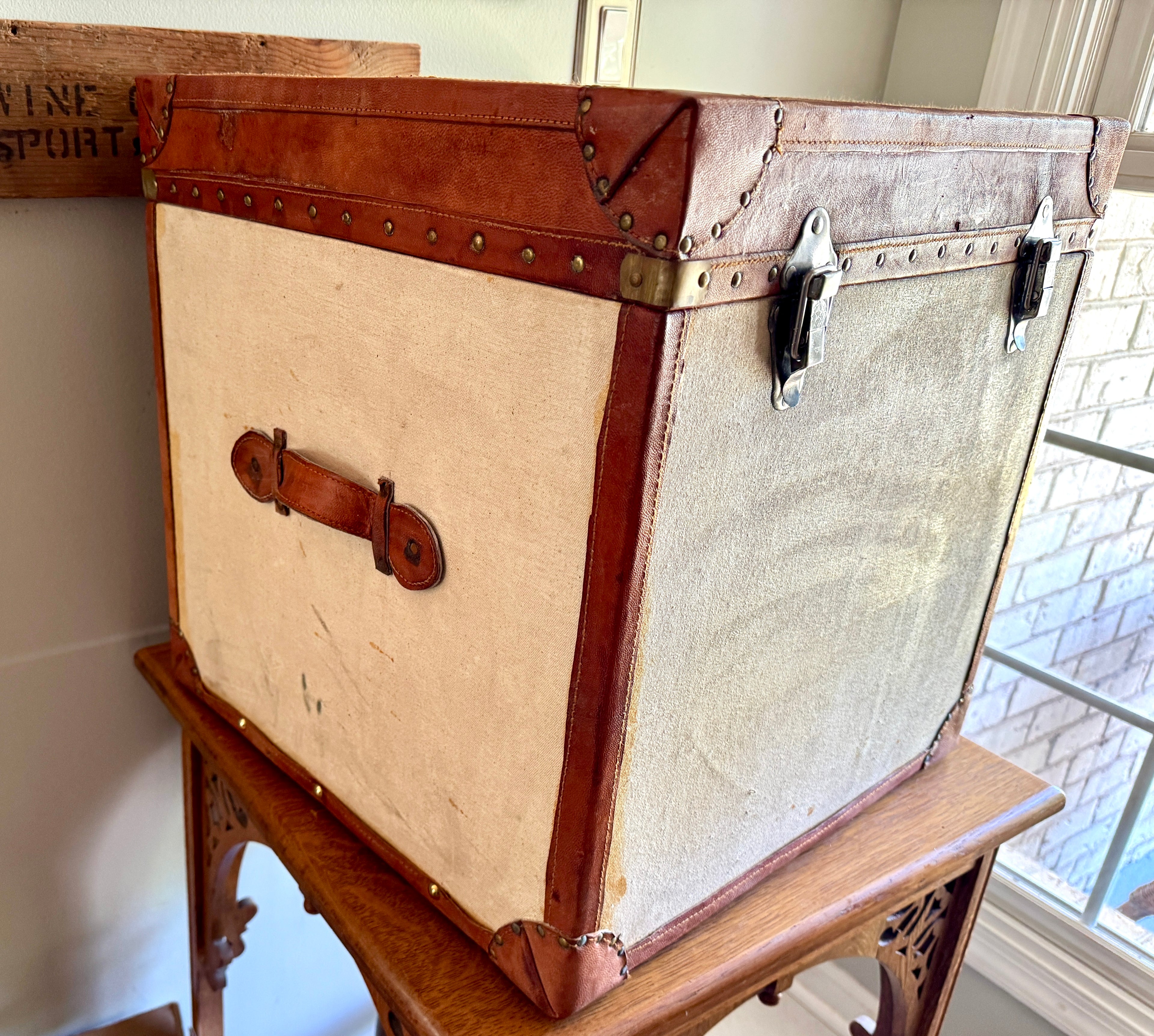 Vtg Grand Hotel Travel Trunk Steamer Chest ~ Decorative Wood Collectible Storage Box