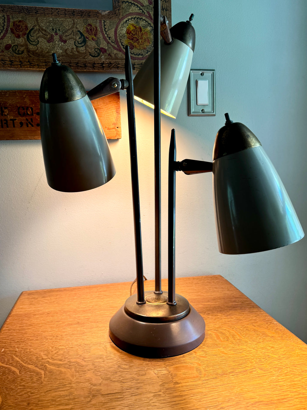 MCM "Triennale" Lamp Attributed to Gerald Thurston for Lightolier, Featuring Beige Bullet Shades and Brass Accents.