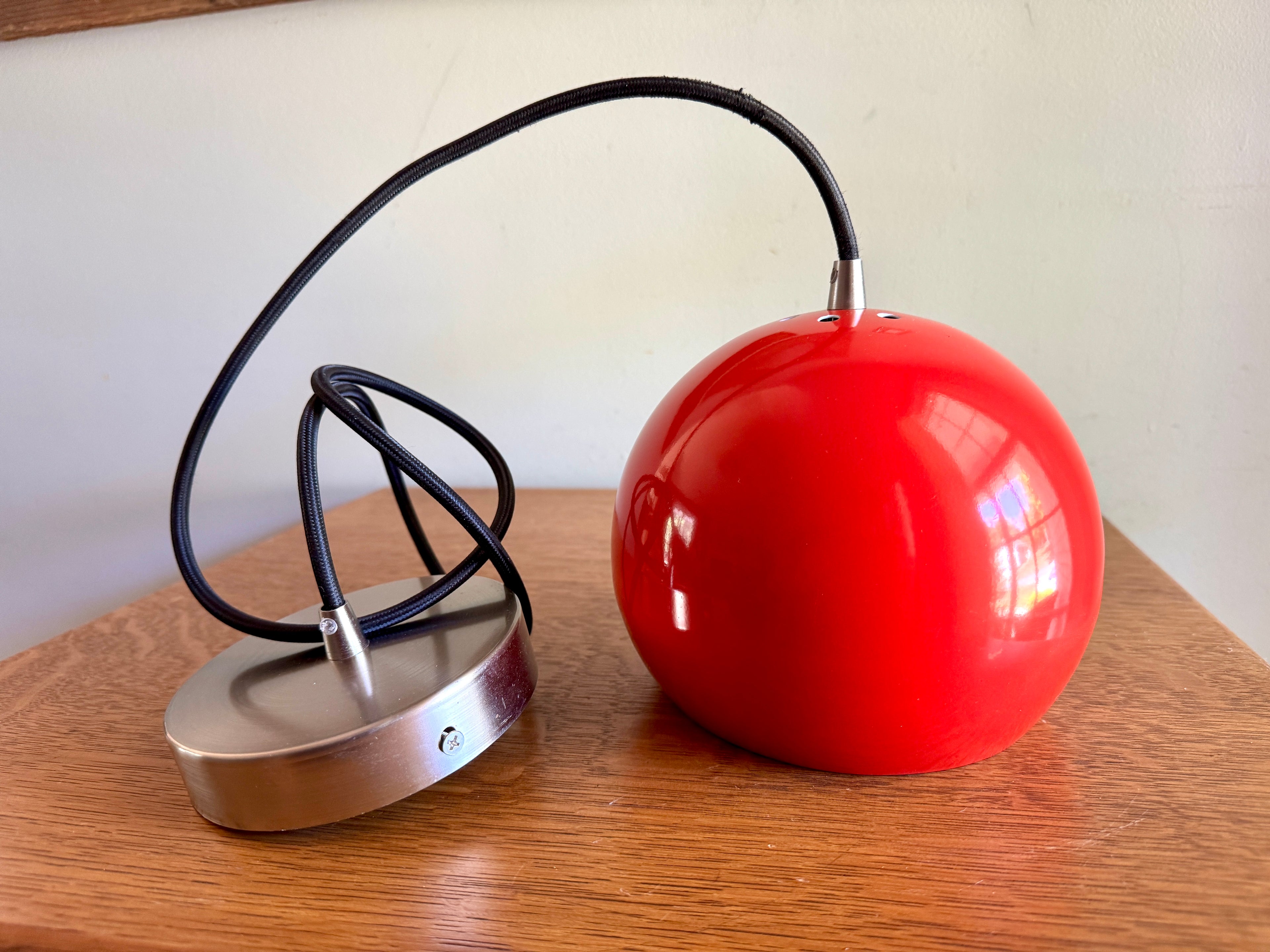 Vtg E.S. Horn Red Enamel Globe Pendant Lamp ~ MCM Pendant Lamp