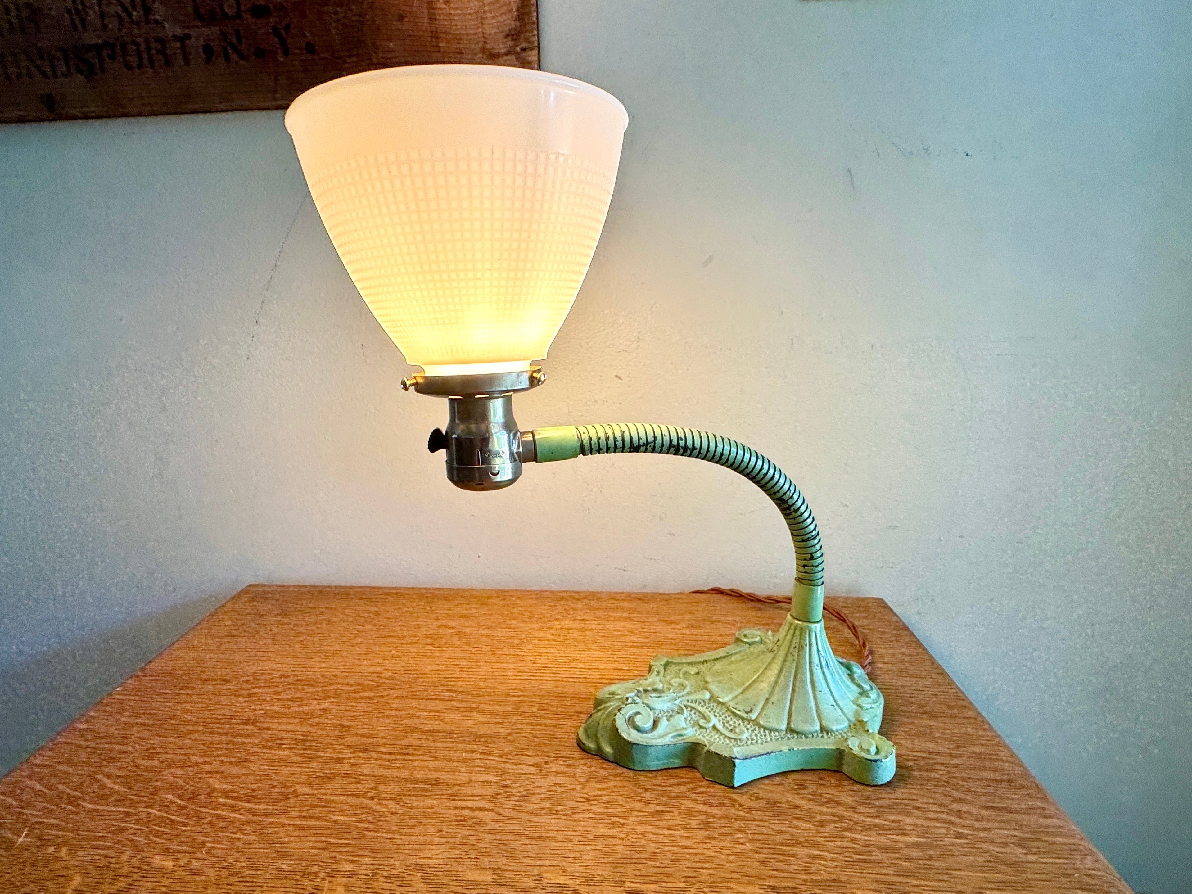 Vtg Green Cast Iron Gooseneck Lamp With Milkglass Shade ~ Ornate Cast Iron Desk Lamp